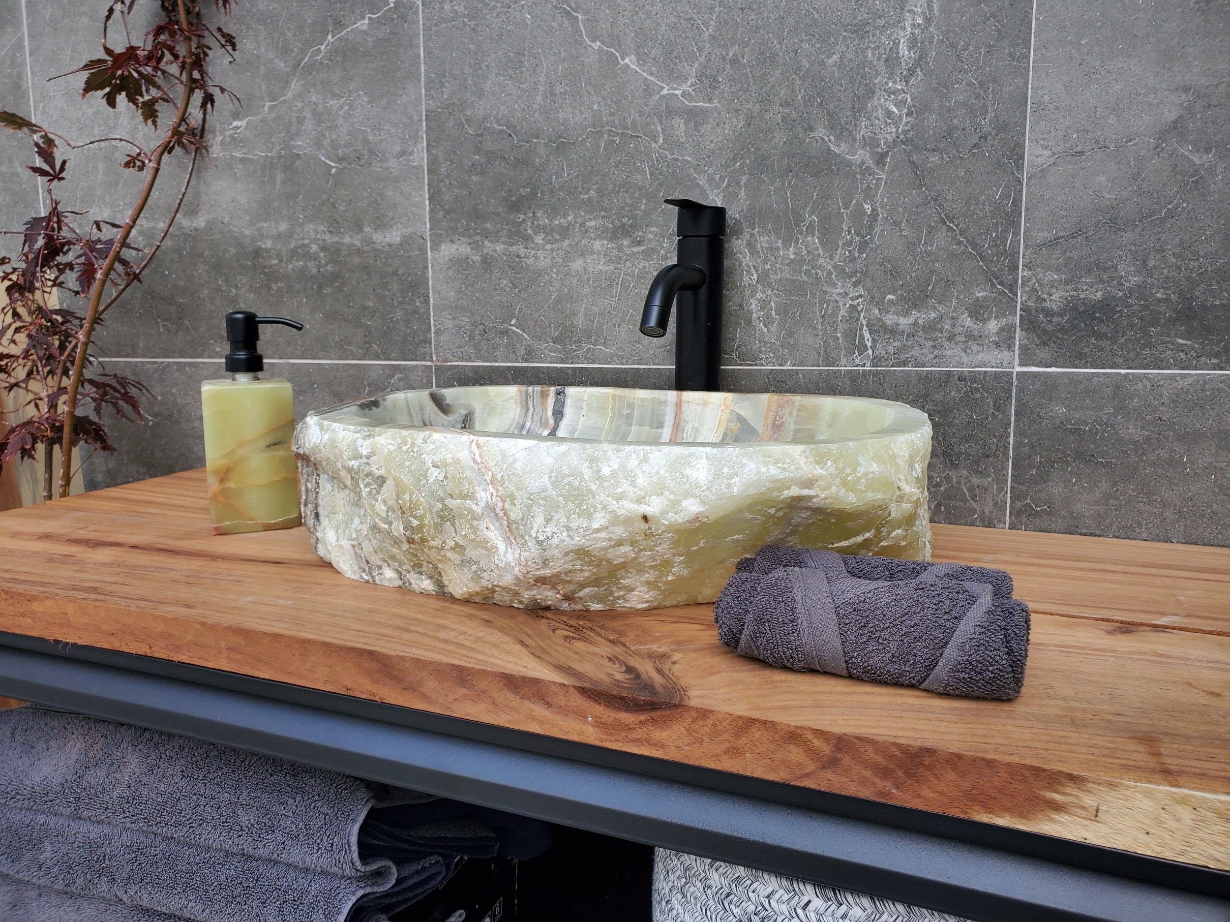 S29_20 Onyx Stone Vessel Bathroom Sink