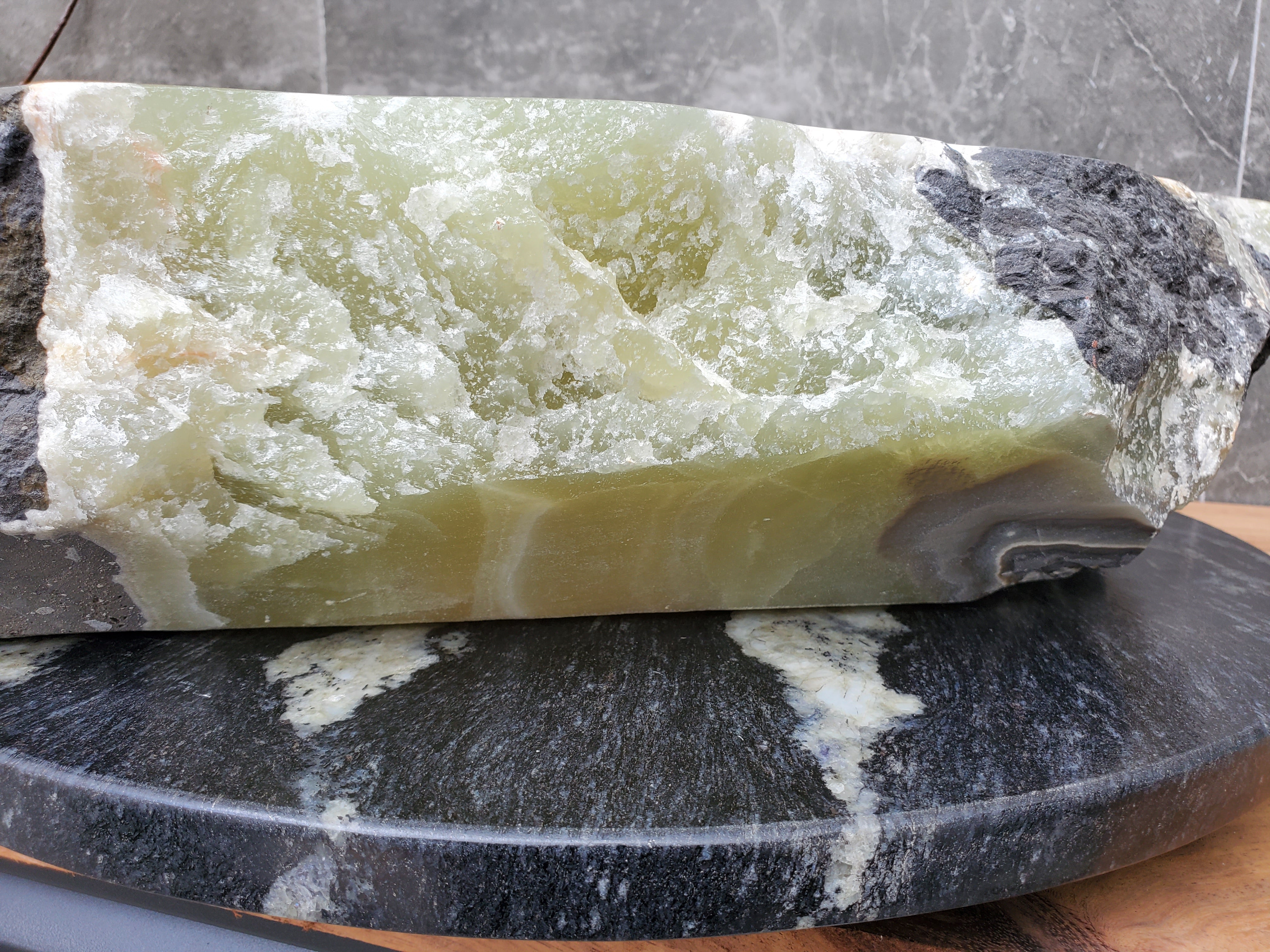 S30_27 Onyx Stone Vessel Bathroom Sink