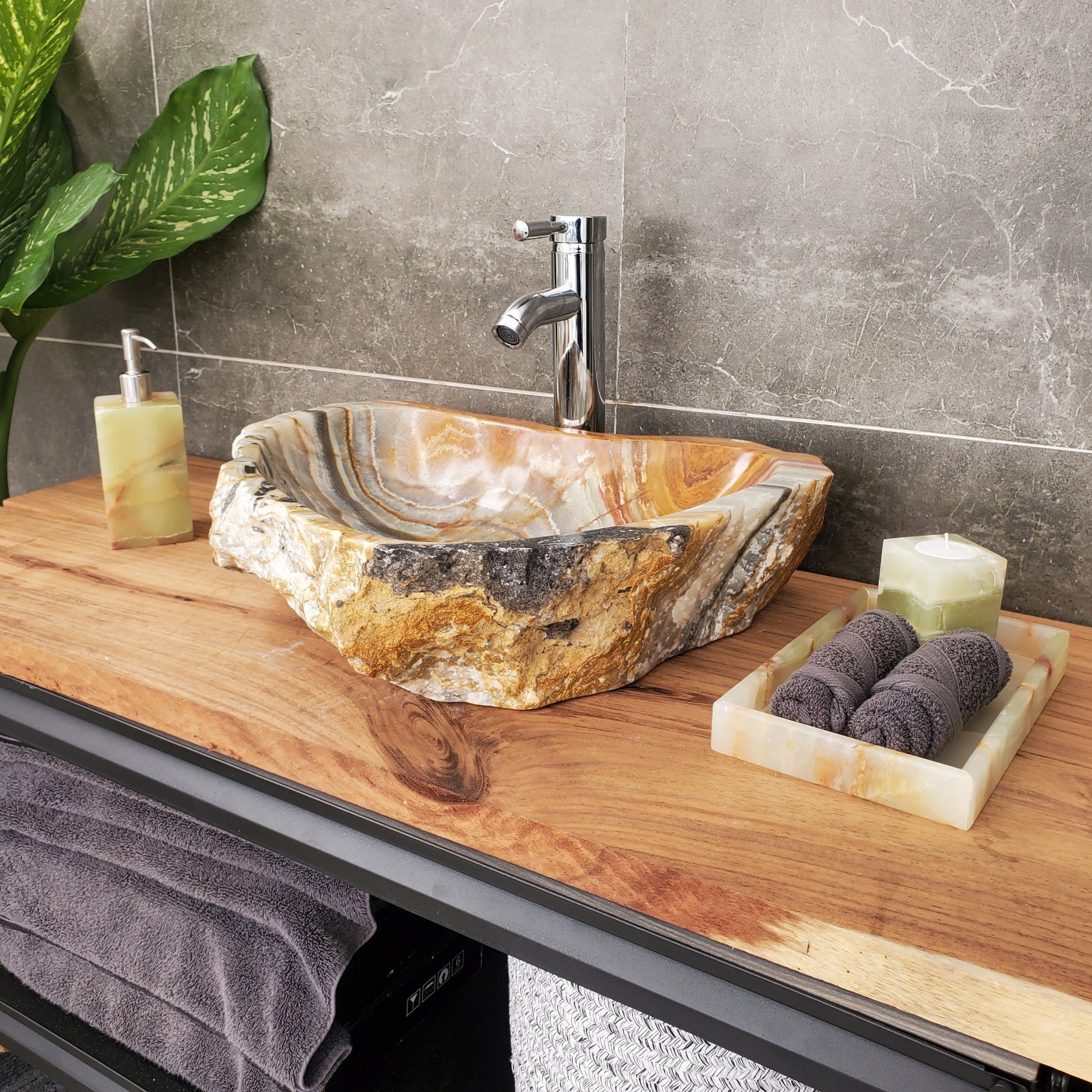 S31_19 Onyx Stone Vessel Bathroom Sink