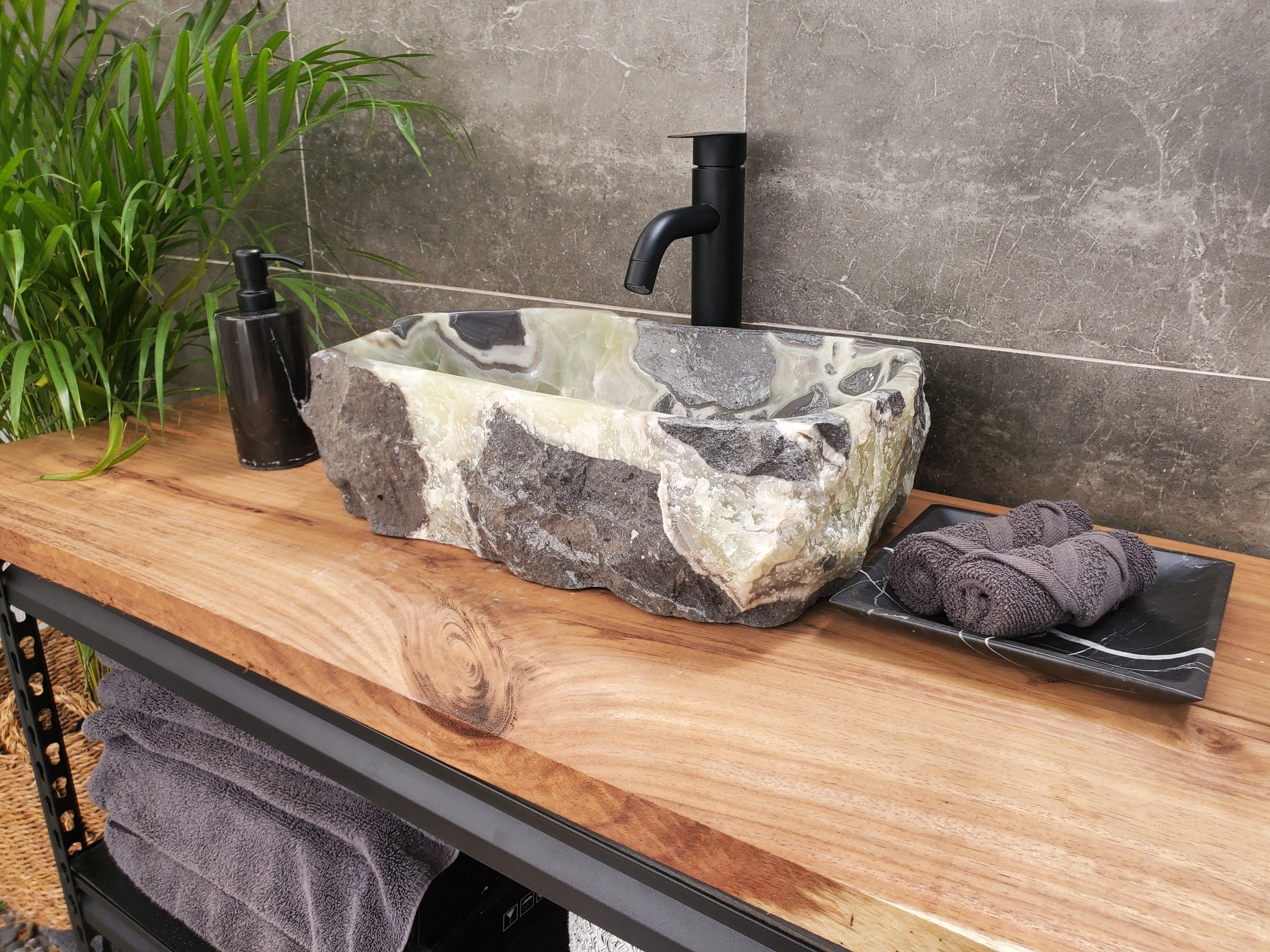 S31_24 Onyx Stone Vessel Bathroom Sink - 17 x 11 inch