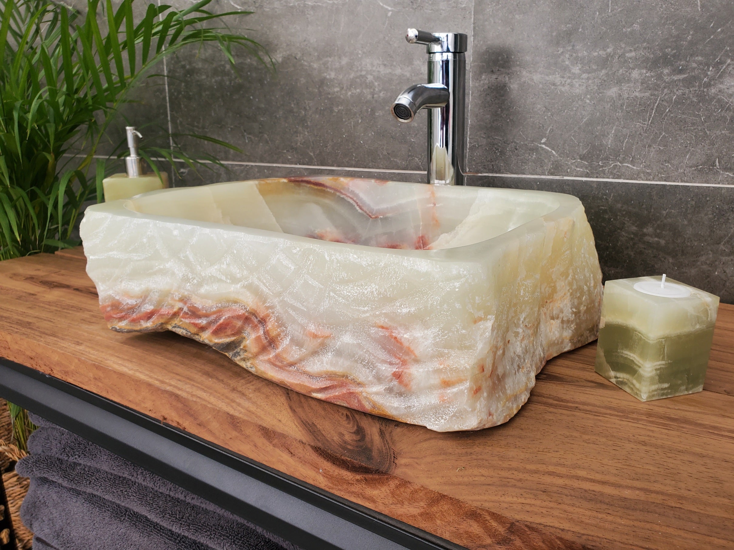 S31_20 Onyx Stone Vessel Bathroom Sink - 17.5 x 16 inch