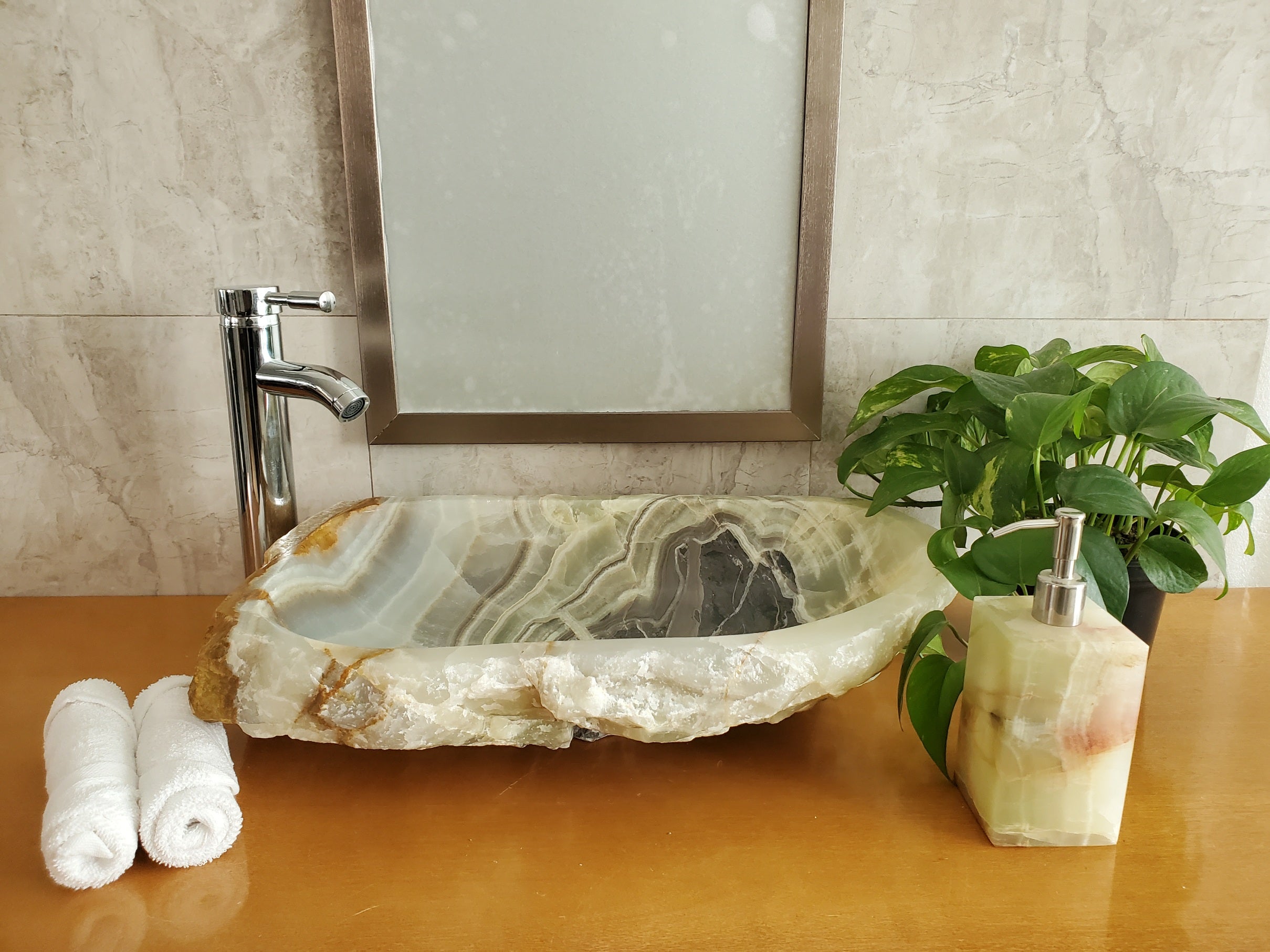 S23_23 Onyx Stone Vessel Bathroom Sink - 20 x 12.5 inch