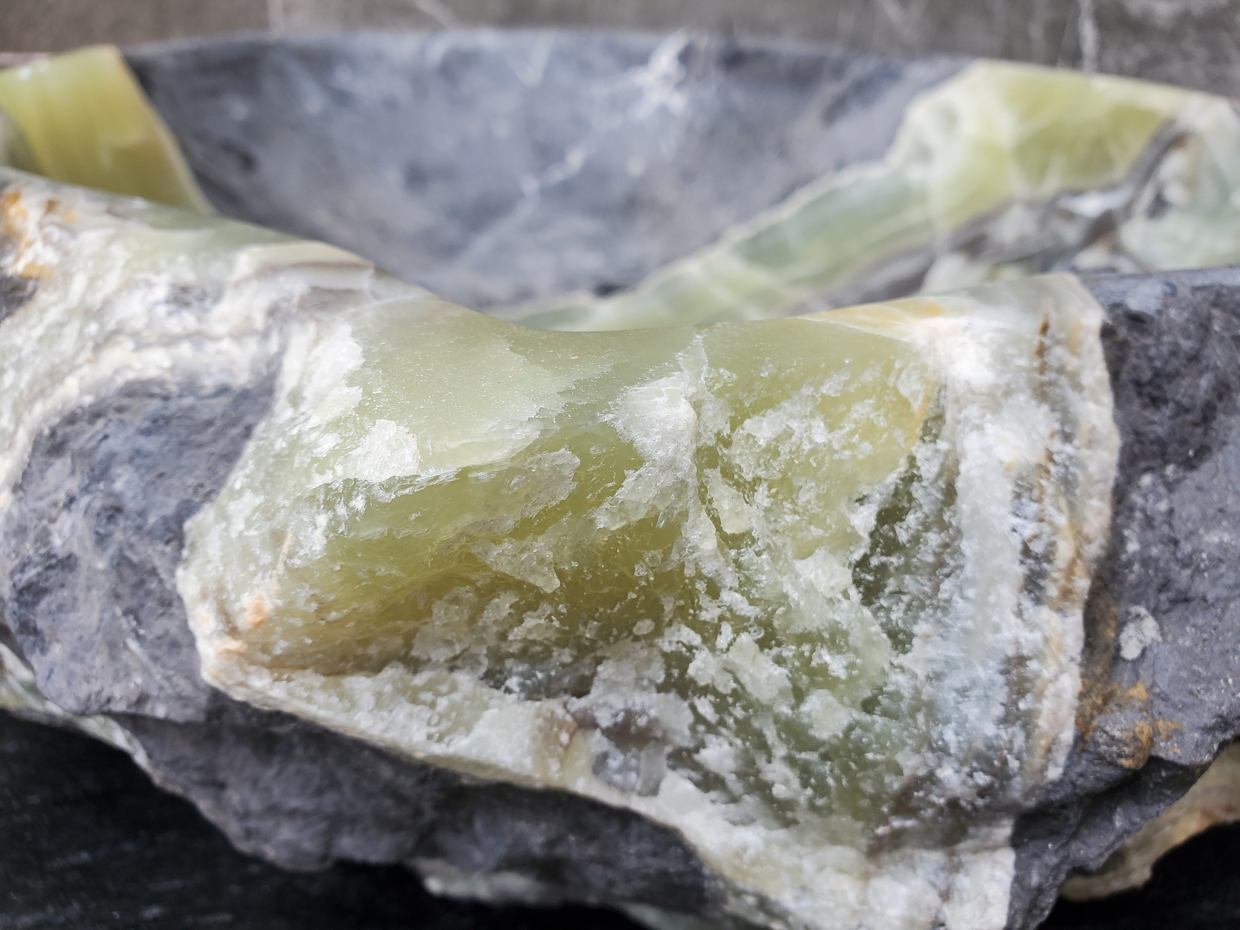 S30_27 Onyx Stone Vessel Bathroom Sink