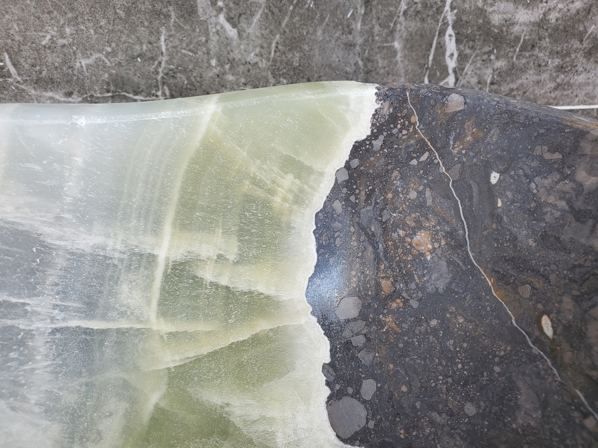 S30_16 Onyx Stone Vessel Bathroom Sink