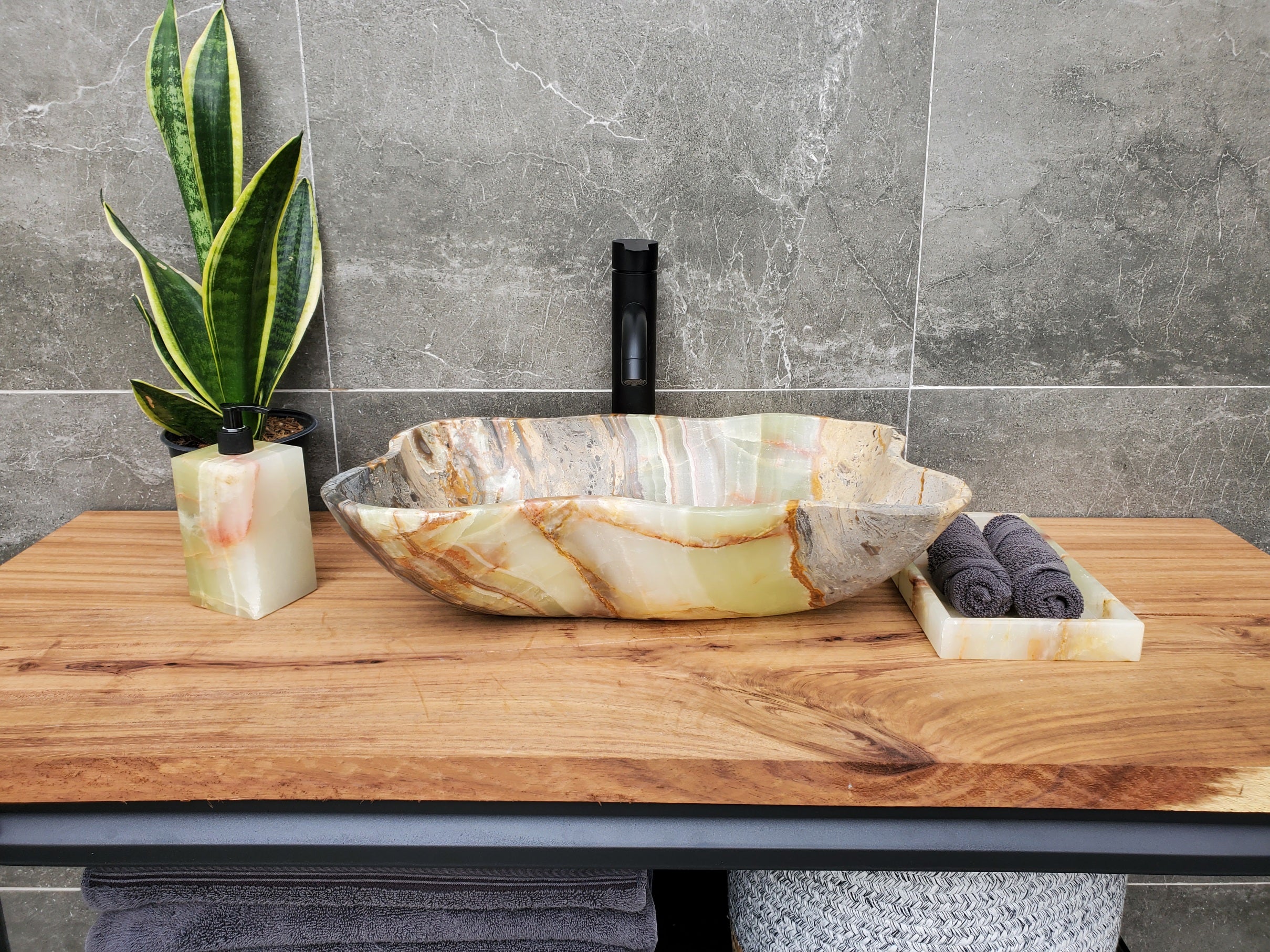 S30_31 Onyx Stone Vessel Bathroom Sink