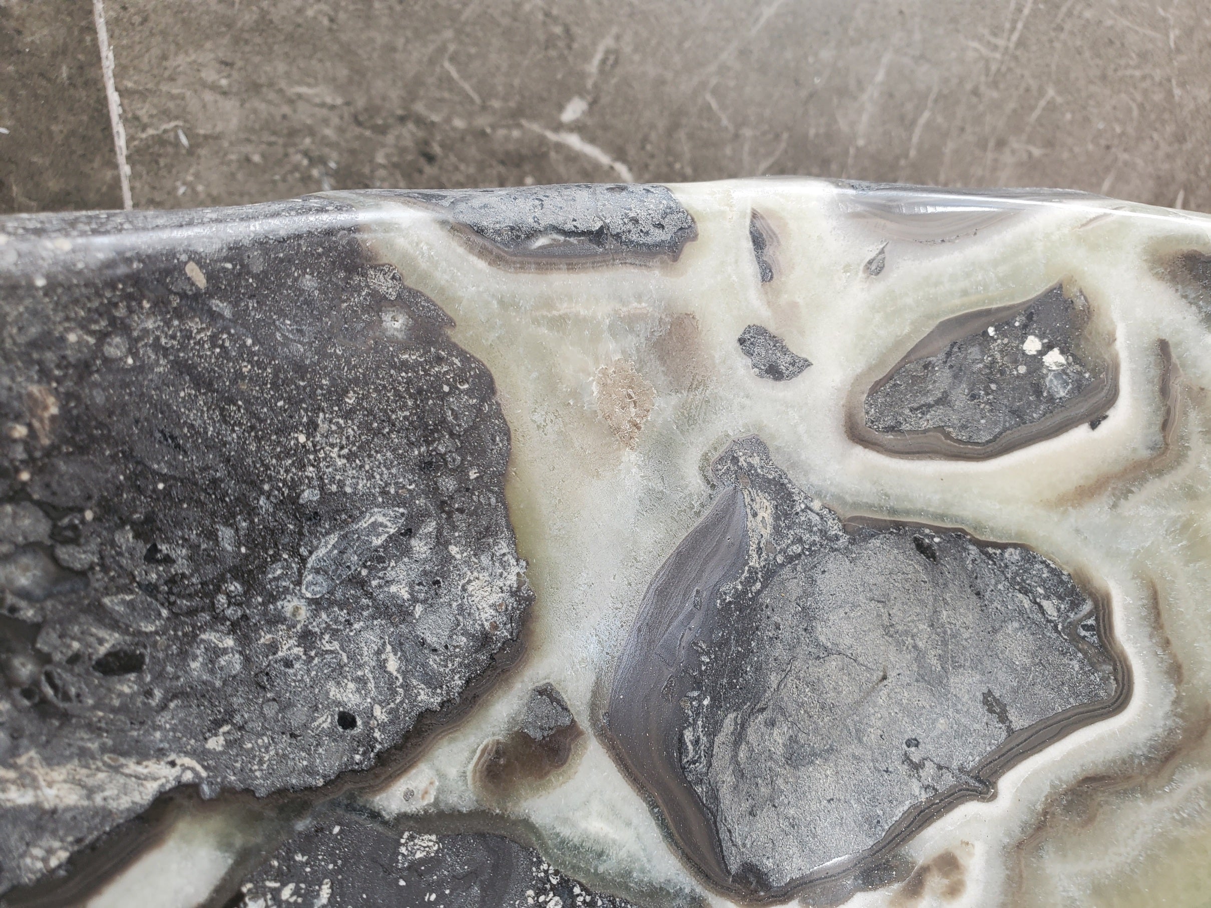 S31_24 Onyx Stone Vessel Bathroom Sink - 17 x 11 inch