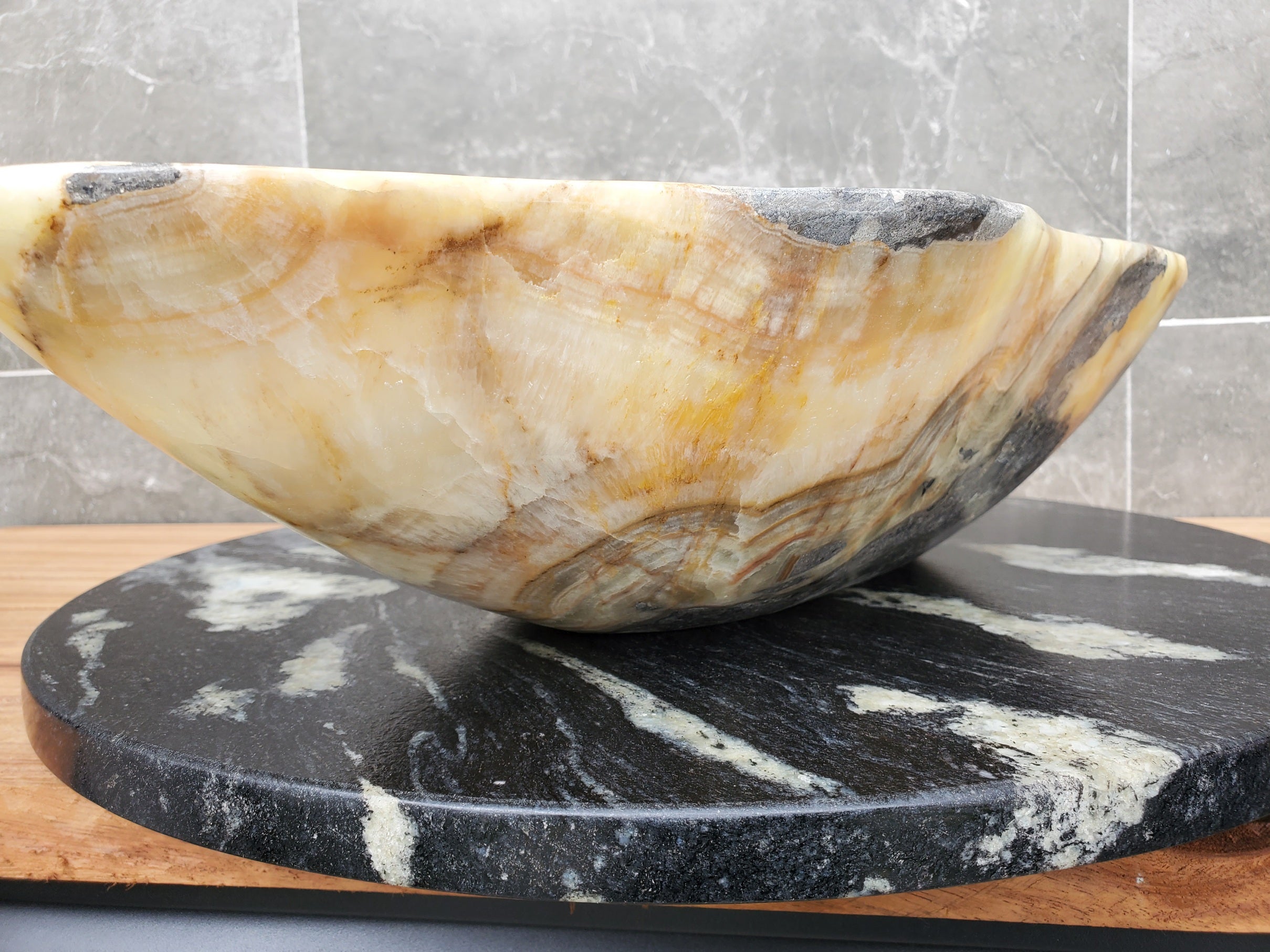 S31_02 Onyx Stone Vessel Bathroom Sink - 21.5 x 13.5 inch