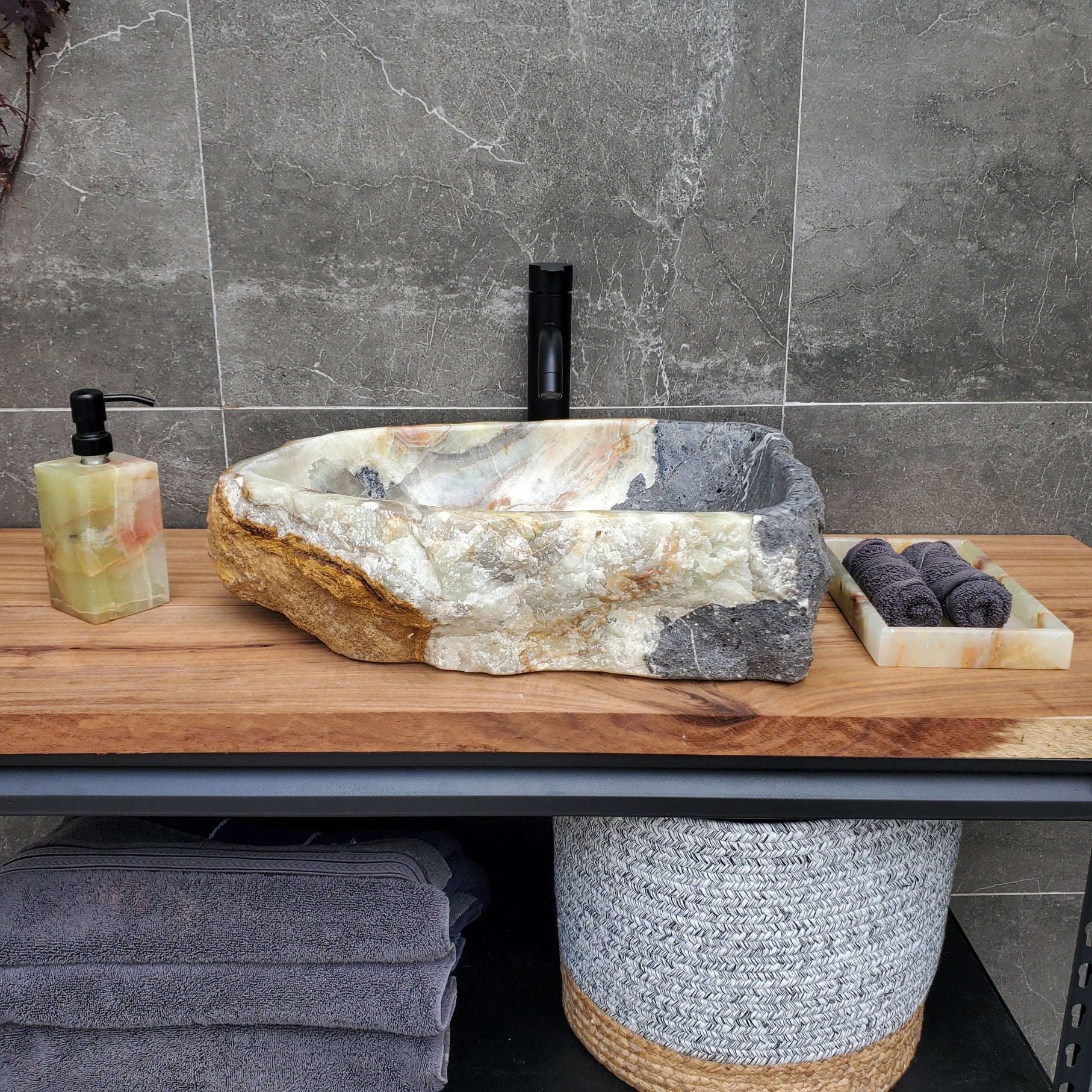 S30_26 Onyx Stone Vessel Bathroom Sink