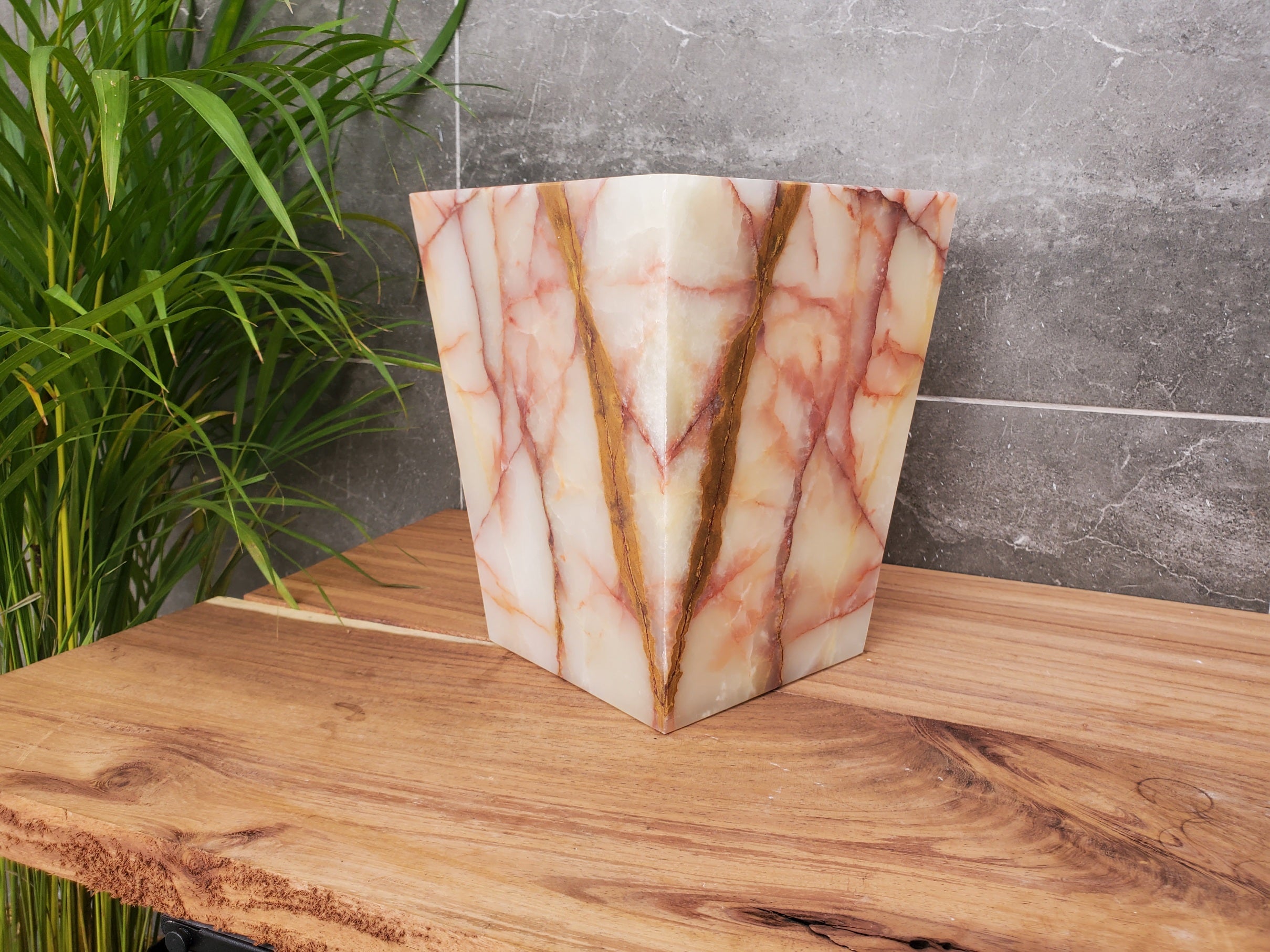 WB_15SQ Onyx Stone Waste Basket