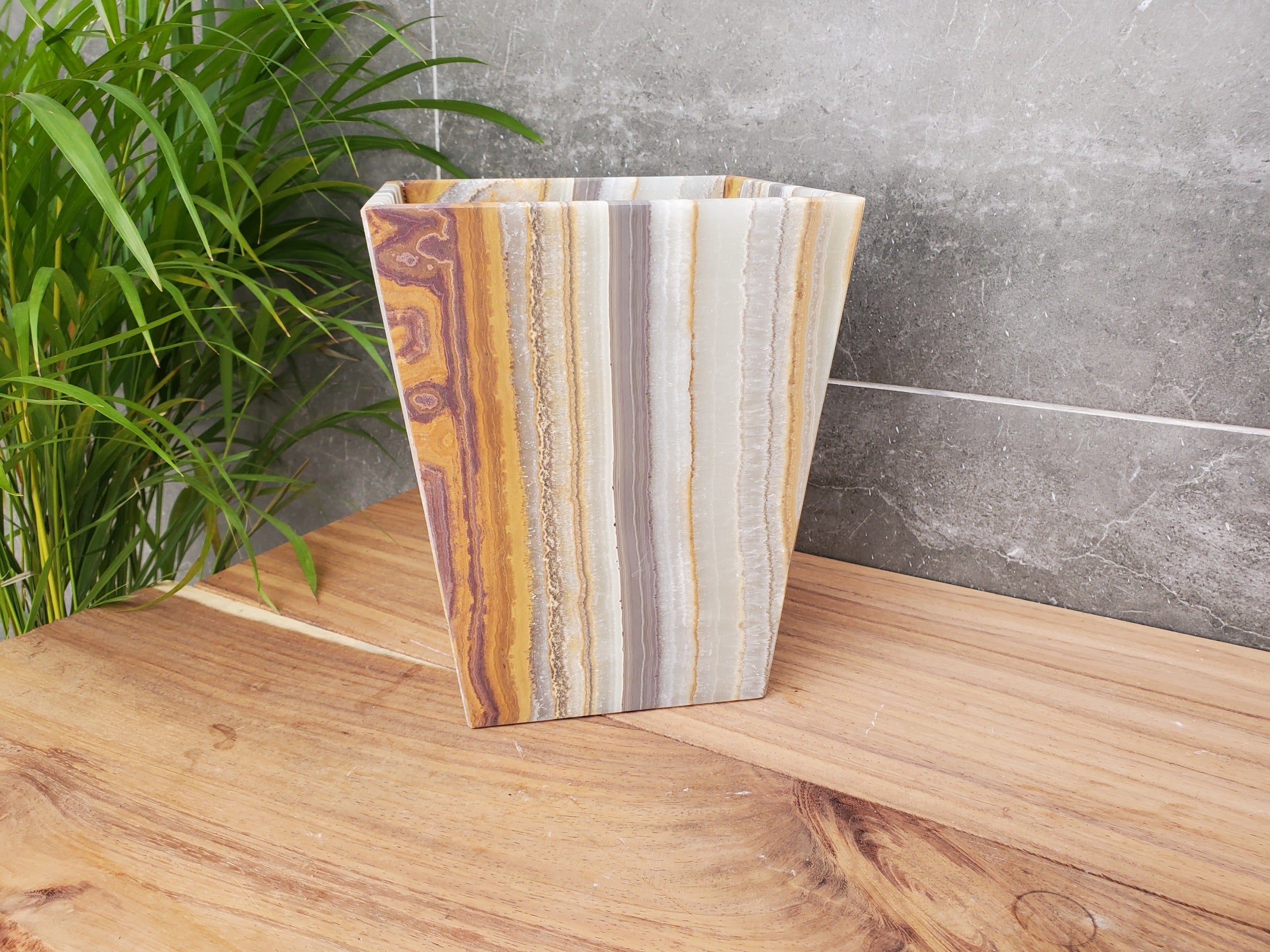 WB_17SQ Onyx Stone Waste Basket