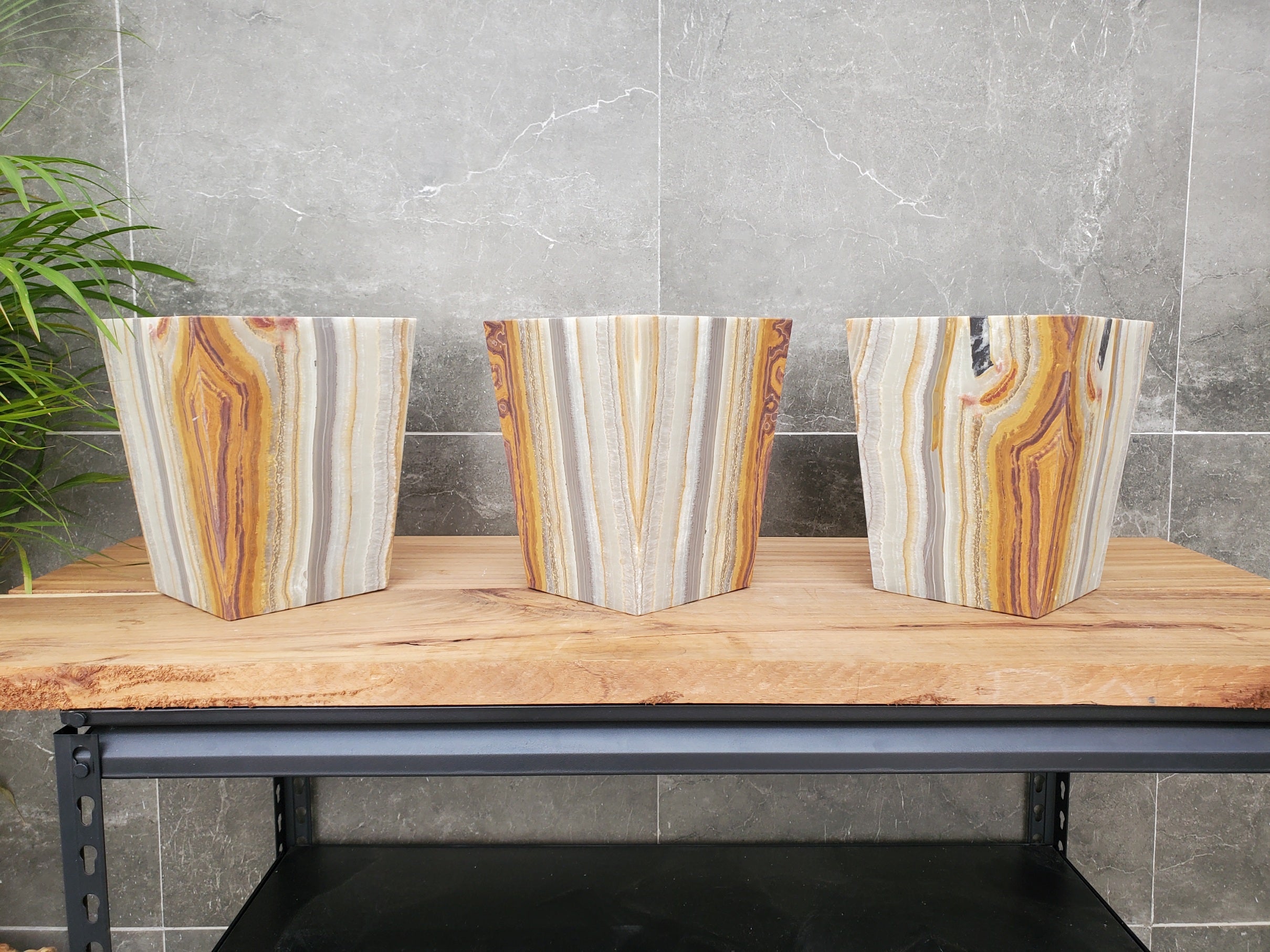 WB_17SQ Onyx Stone Waste Basket