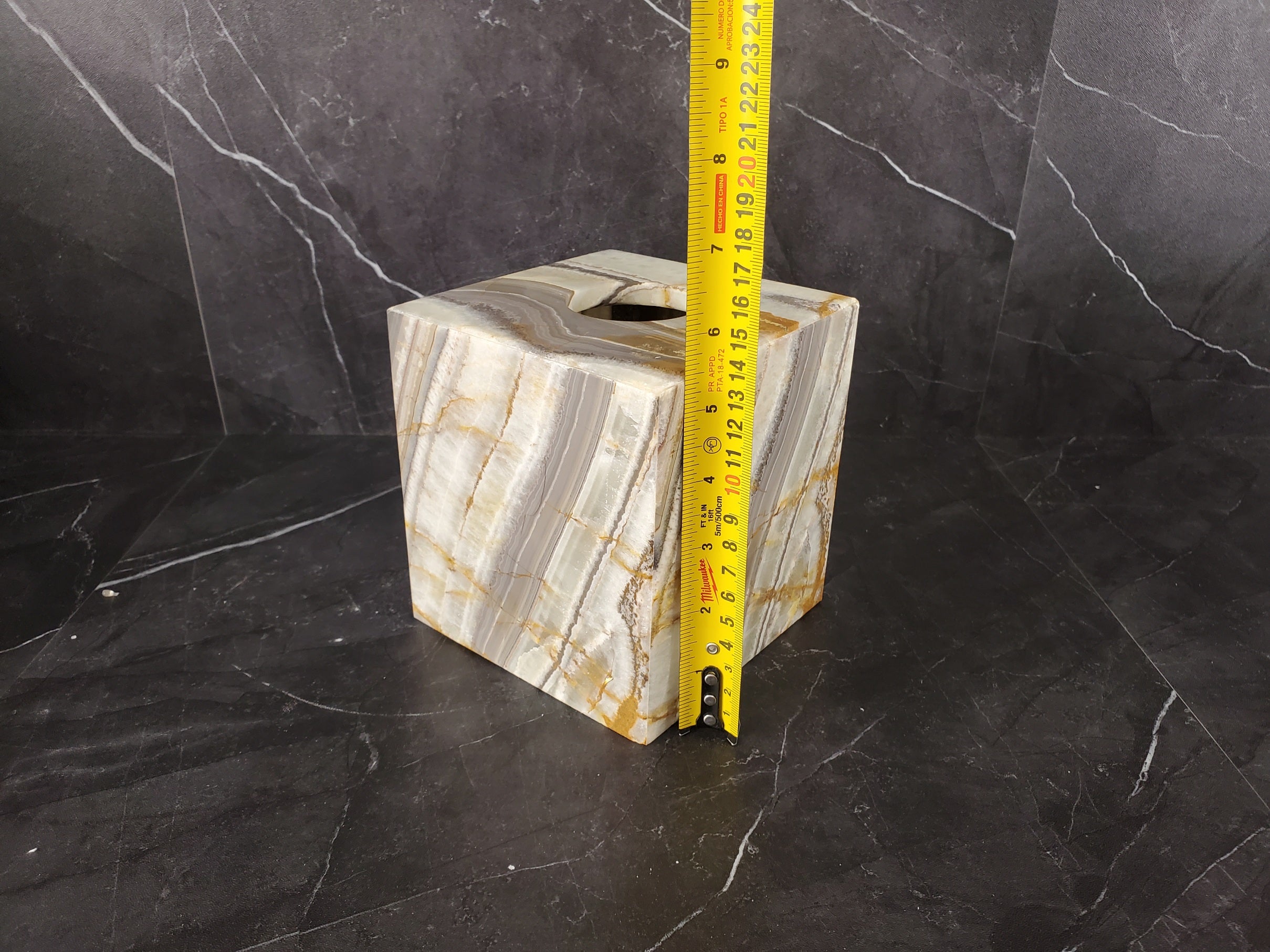 TCSQ_51 Green Onyx Tissue Box Cover (Cube)