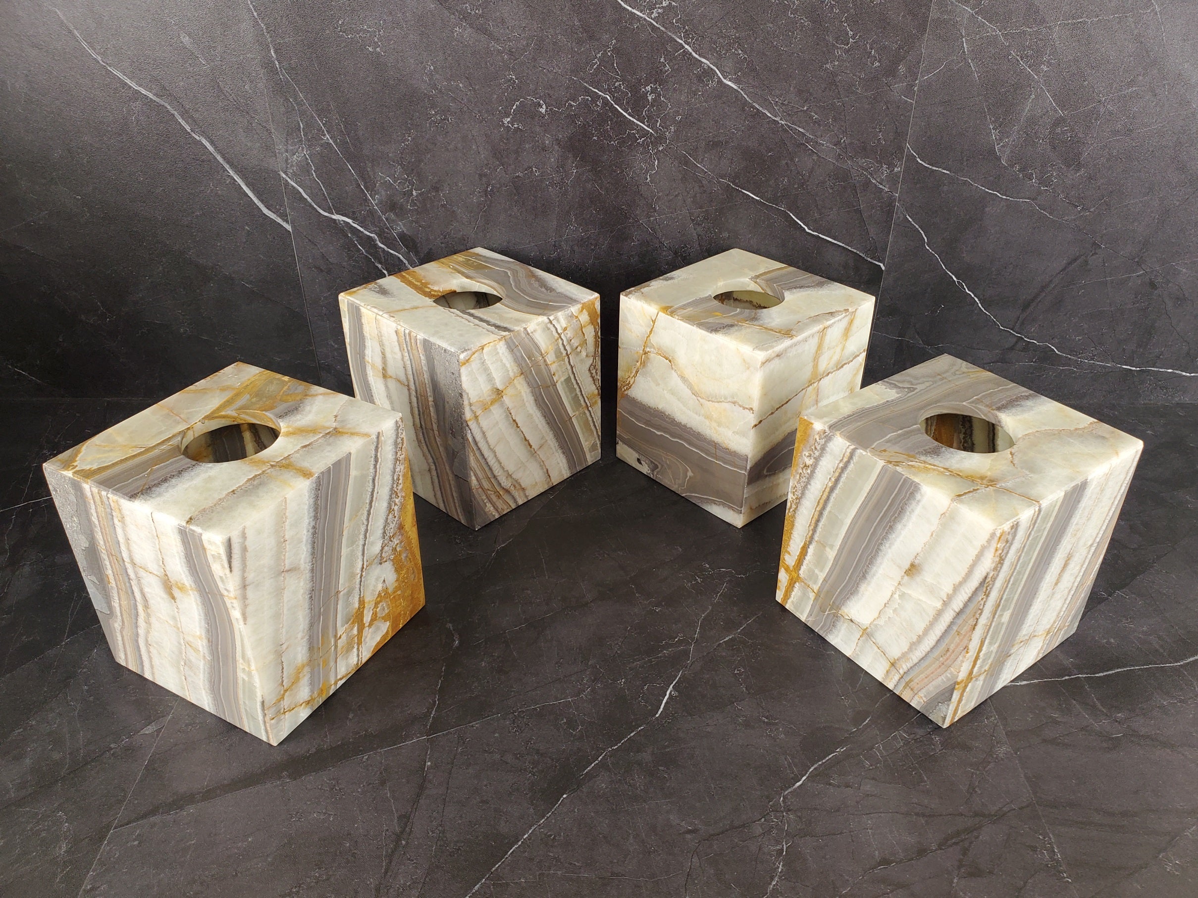 TCSQ_51 Green Onyx Tissue Box Cover (Cube)