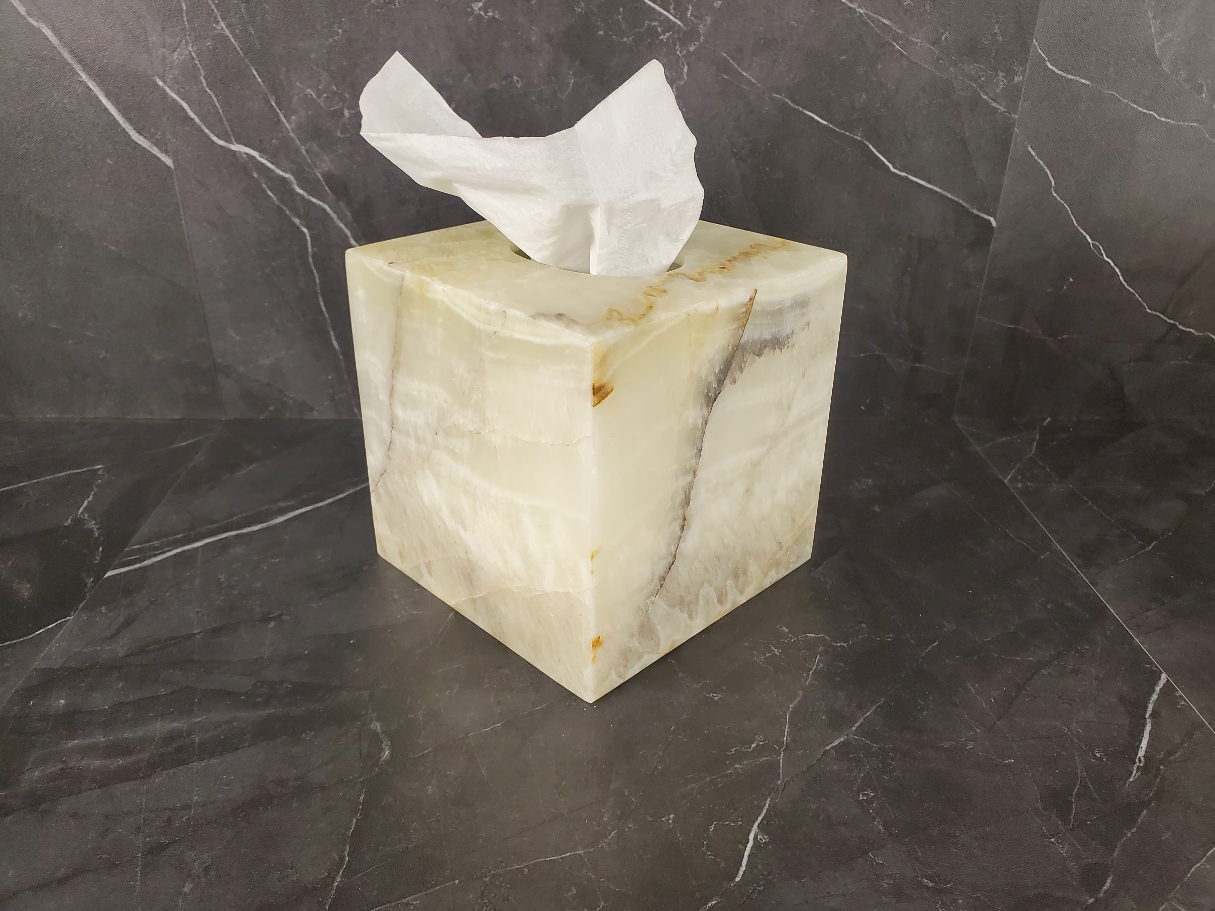 TCSQ_53 Green Onyx Tissue Box Cover (Cube)