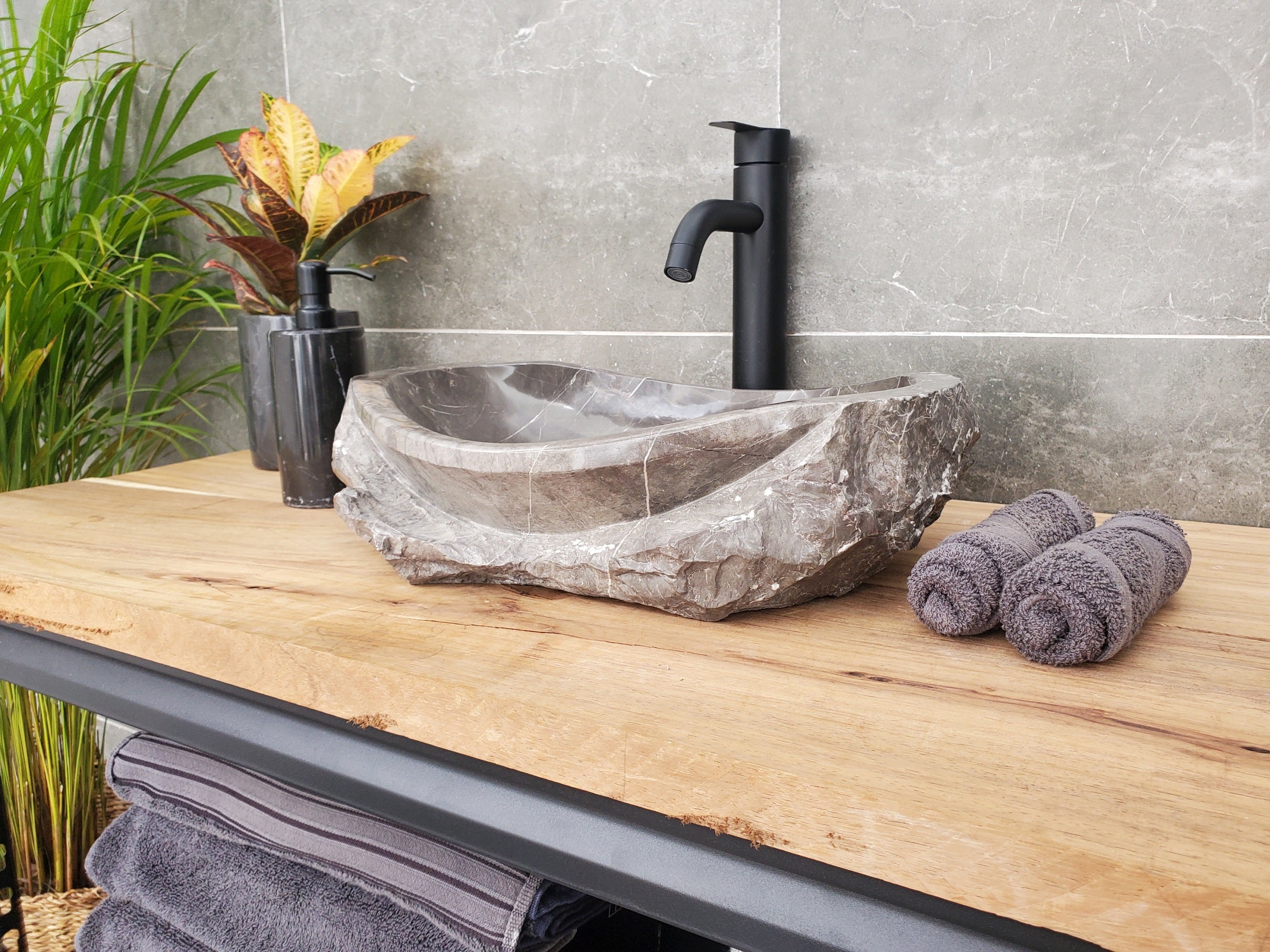 S31_40 Oval Carved Marble Vessel Sink - 16 x 12 inch