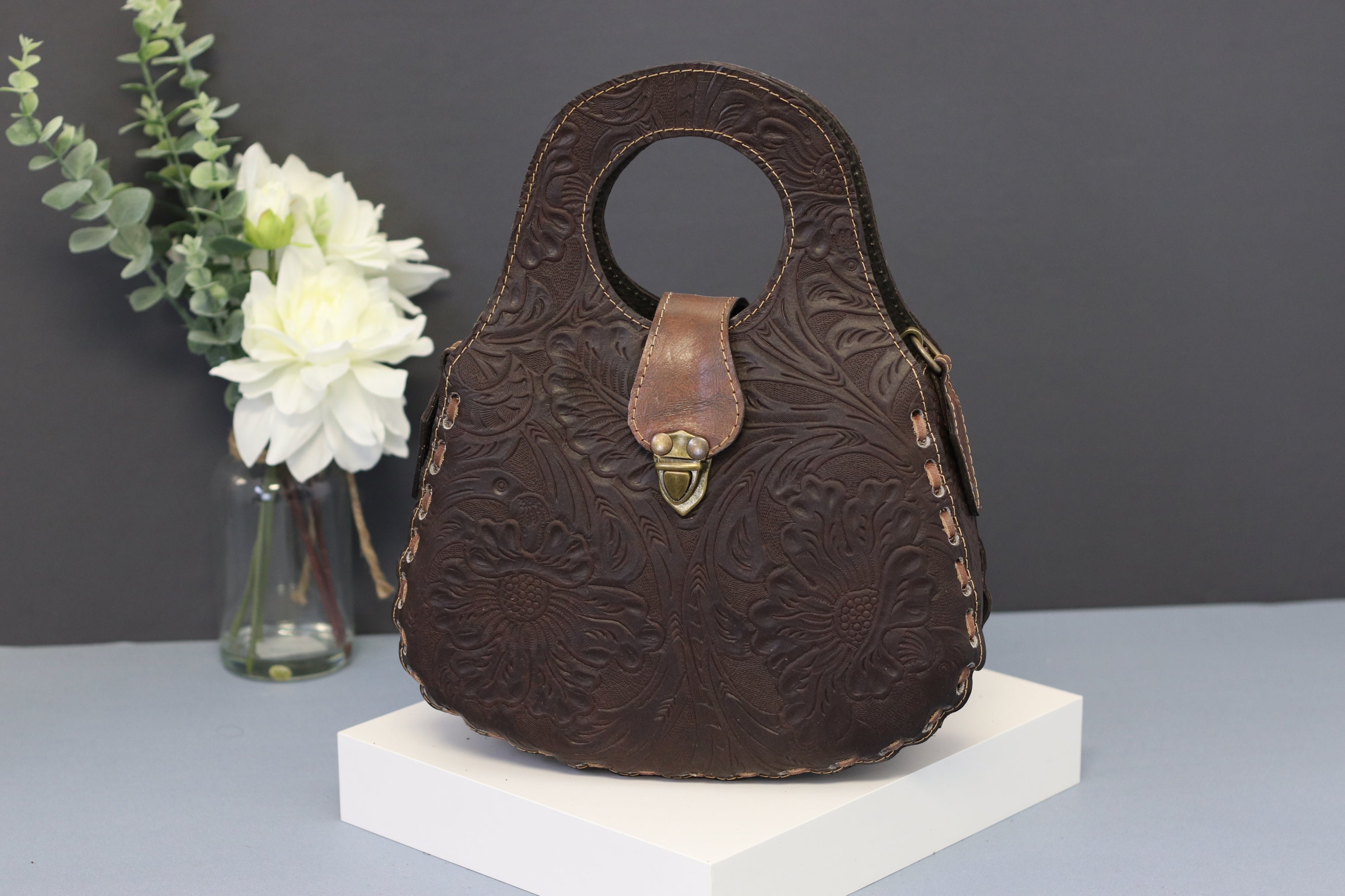 Brown Hand Tooled Floral Design Top Handled Mexican Leather Purse Purse Fashion