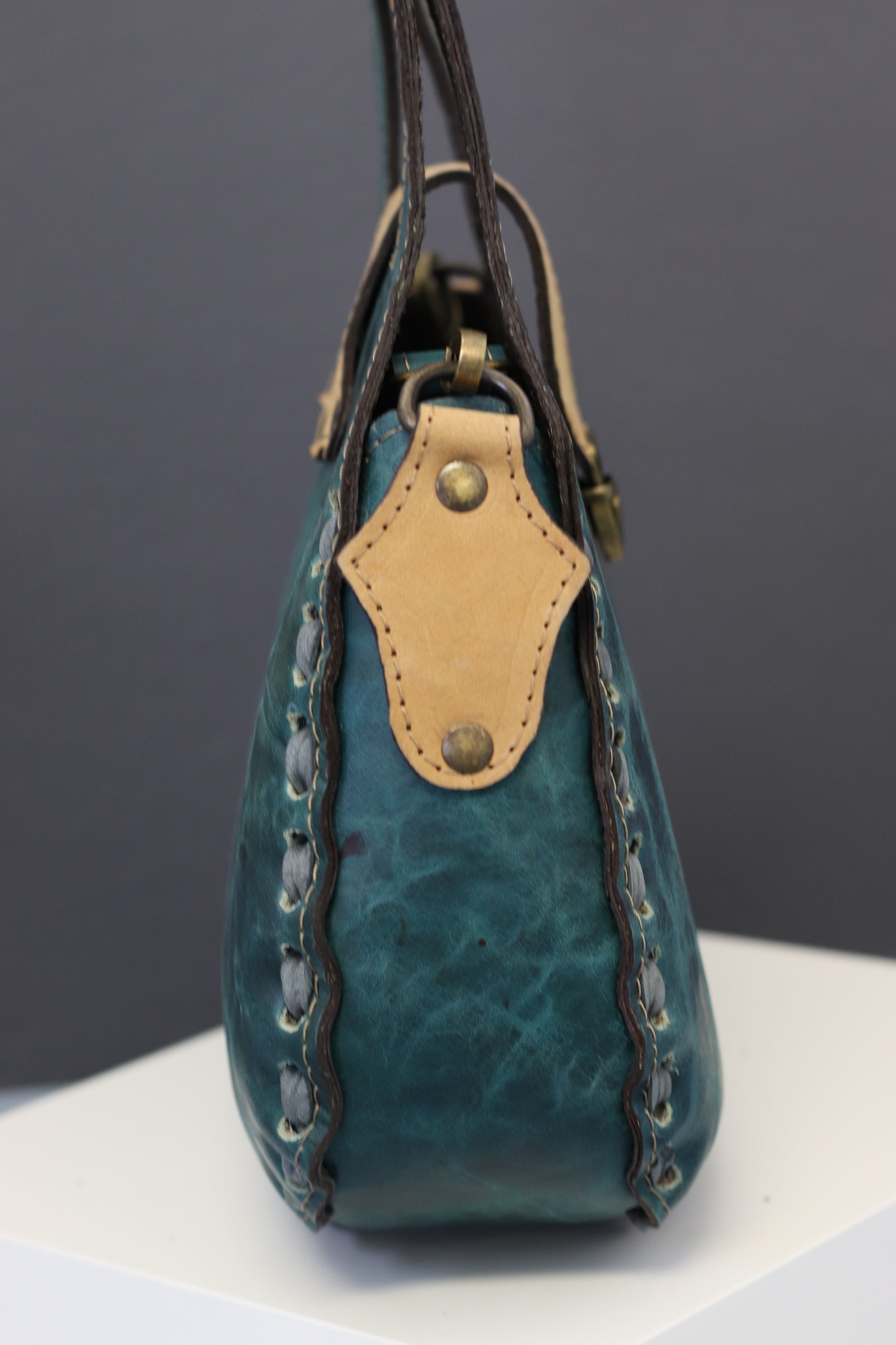 Green Hand Tooled Top Handled Mexican Leather Purse Purse Fashion