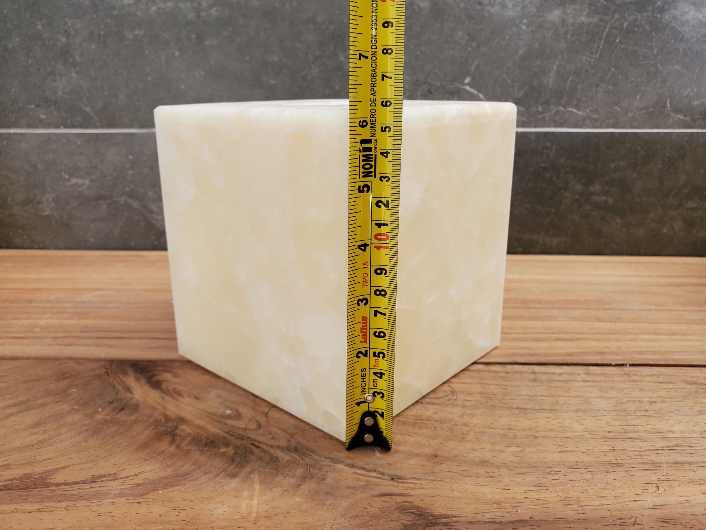 TCSQ_58 Ivory Onyx Tissue Box Cover (Cube)