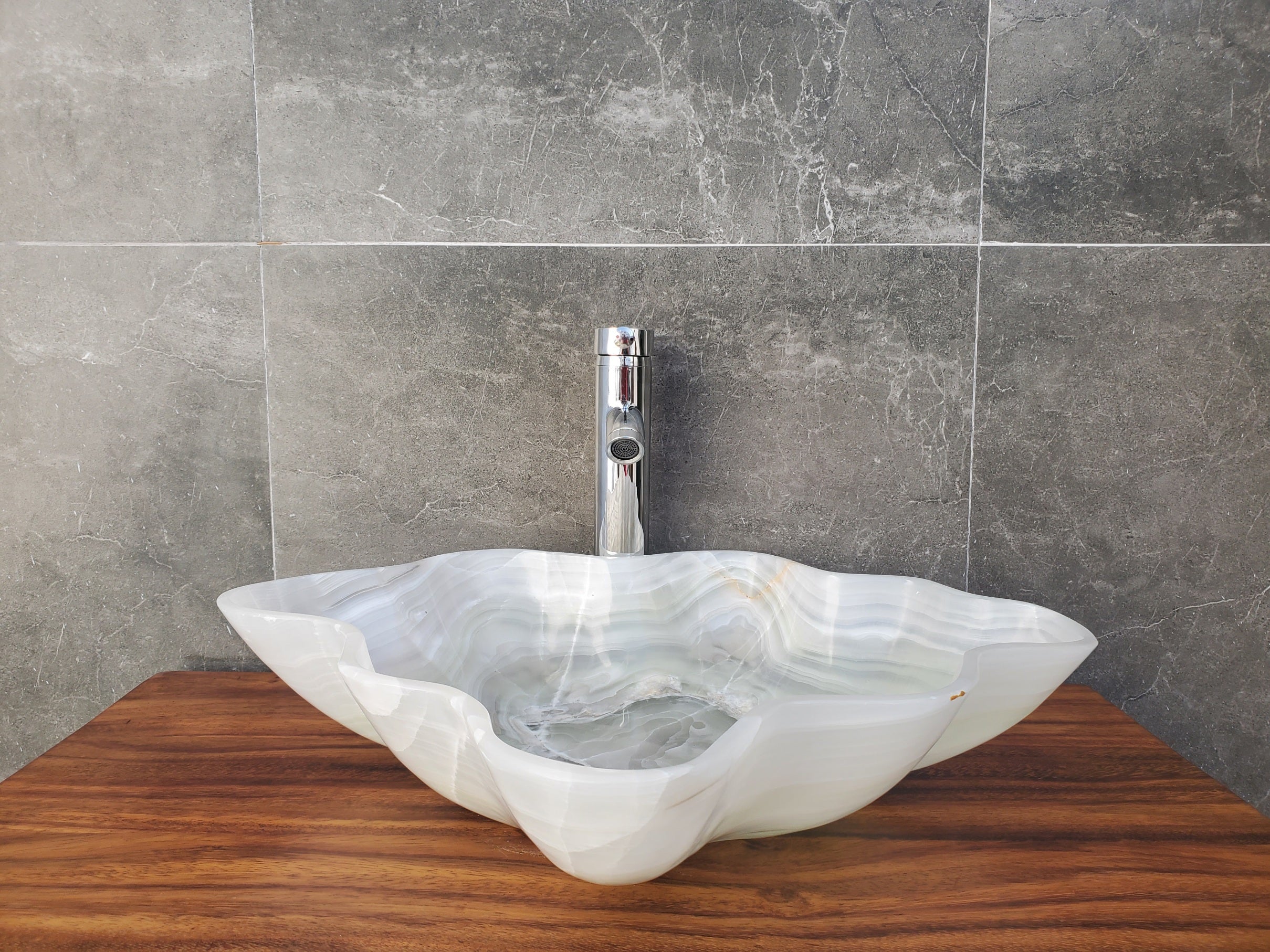 S18_02 Onyx Stone Vessel Bathroom Sink - 22 x 18 inch