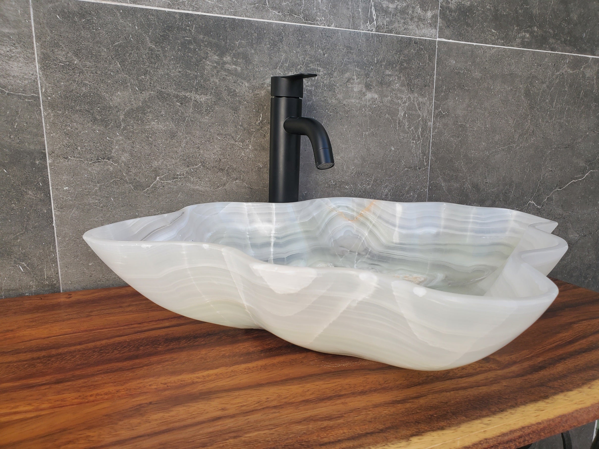 S18_02 Onyx Stone Vessel Bathroom Sink - 22 x 18 inch