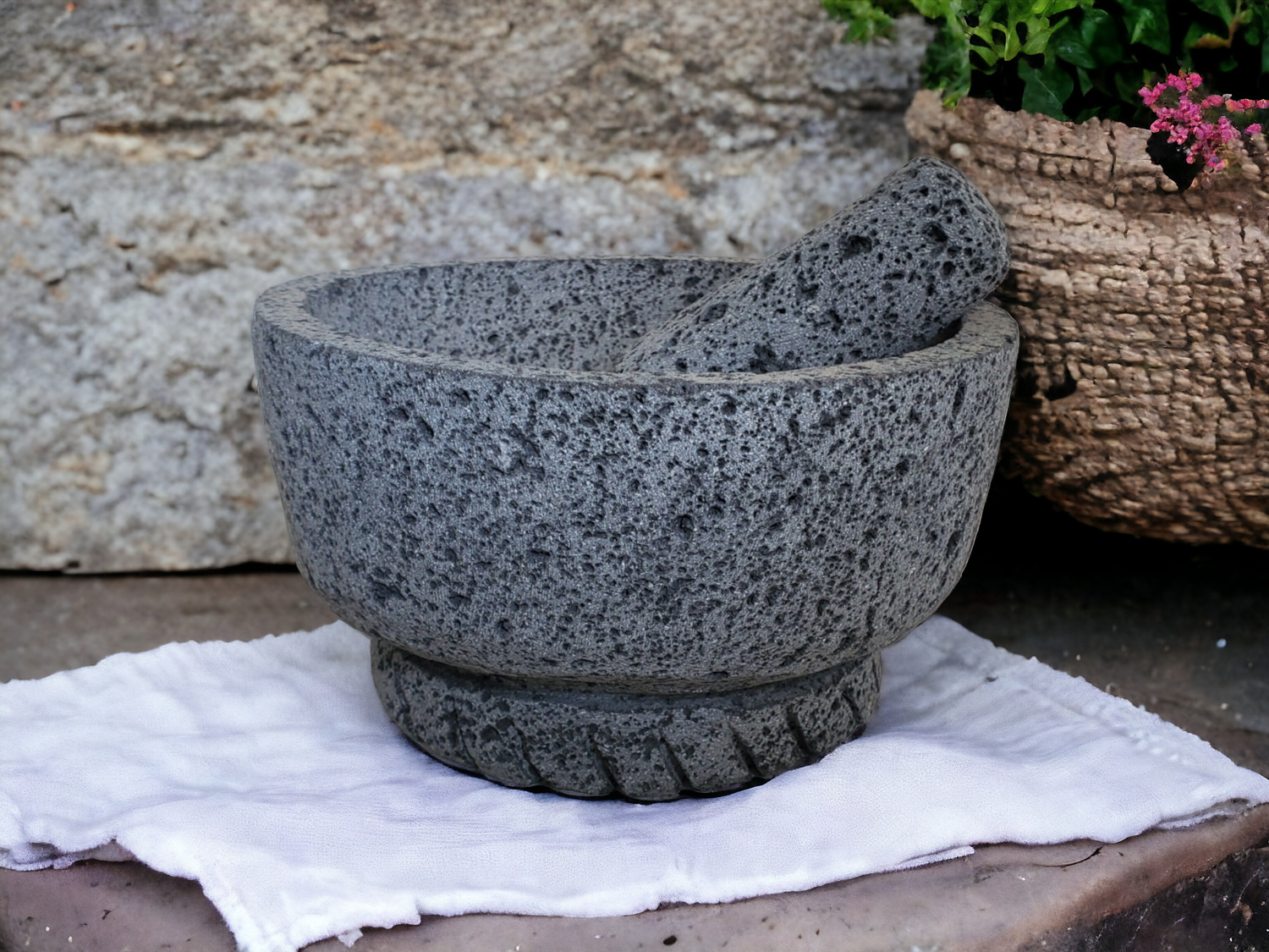 Sculpted Molcajete - Lava Stone - 8 Inch Molcajete Accessories Kitchen & Dining Molcajete