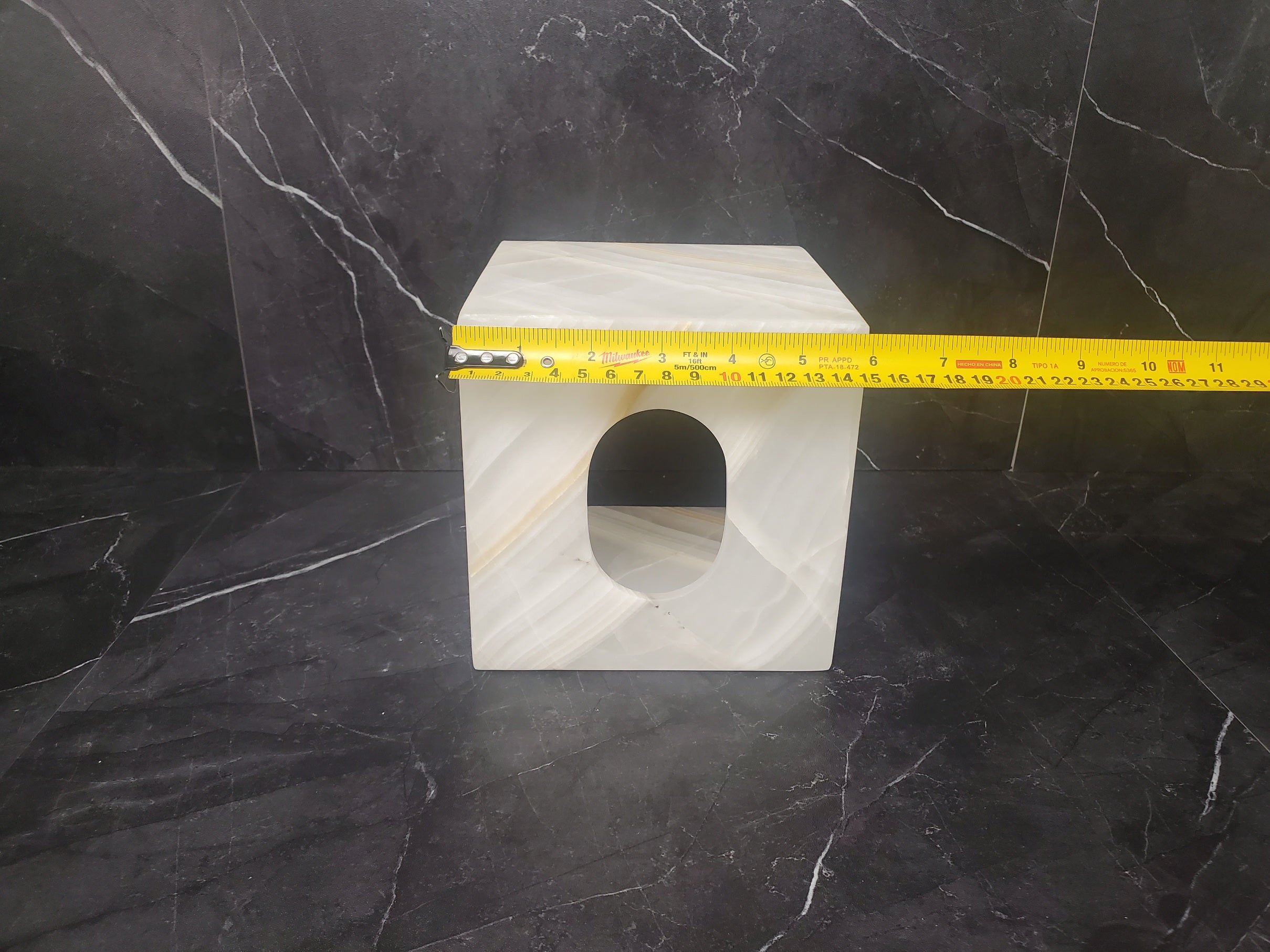 TCSQ_56 White Onyx Tissue Box Cover (Cube)