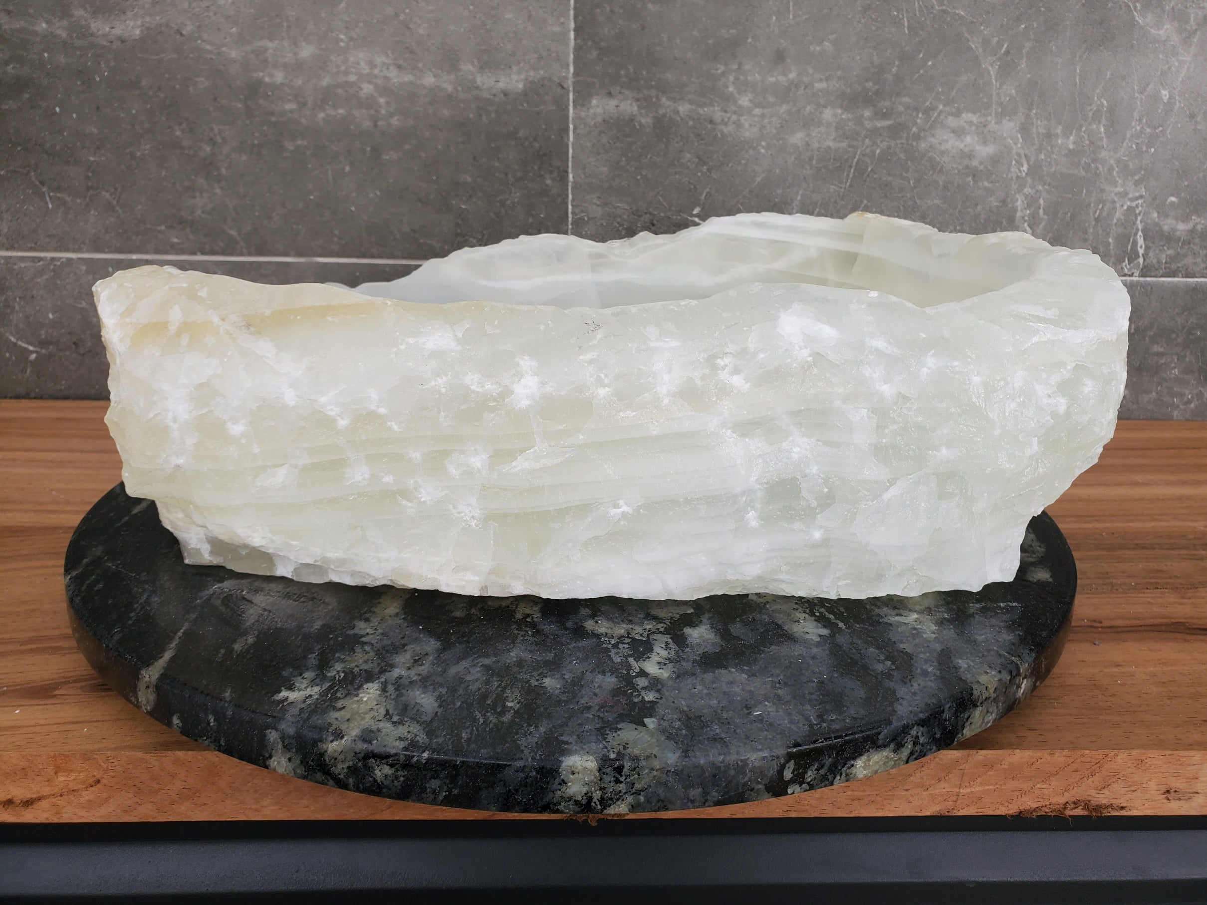 S31_46 Onyx Stone Vessel Bathroom Sink