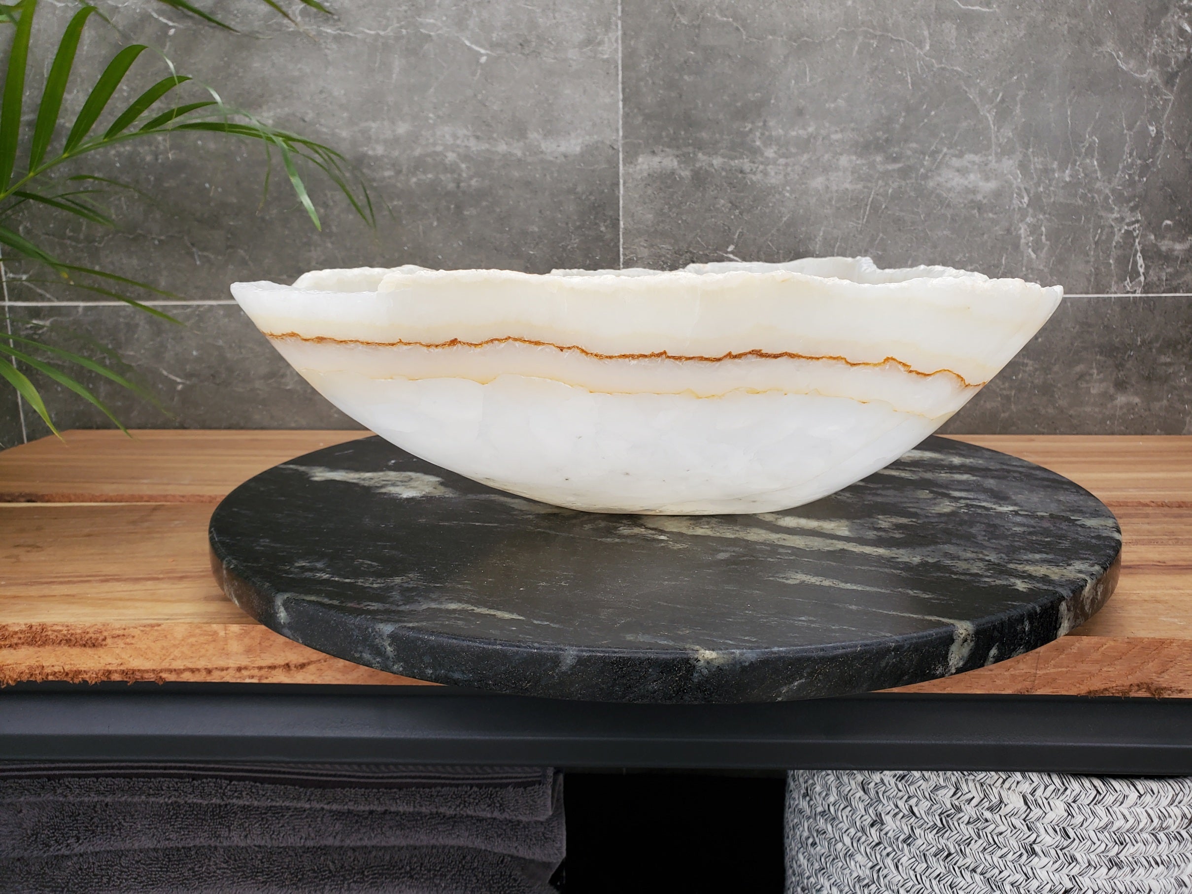 S31_39 Onyx Stone Vessel Bathroom Sink - 22 x 13.5 inch