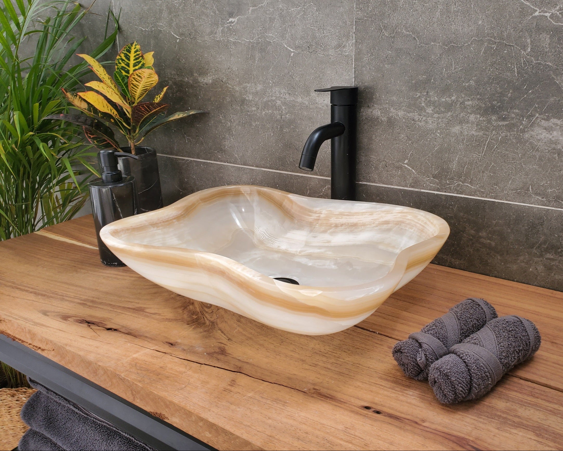 S32_14 Onyx Stone Vessel Bathroom Sink - 17.5 x 13 inch