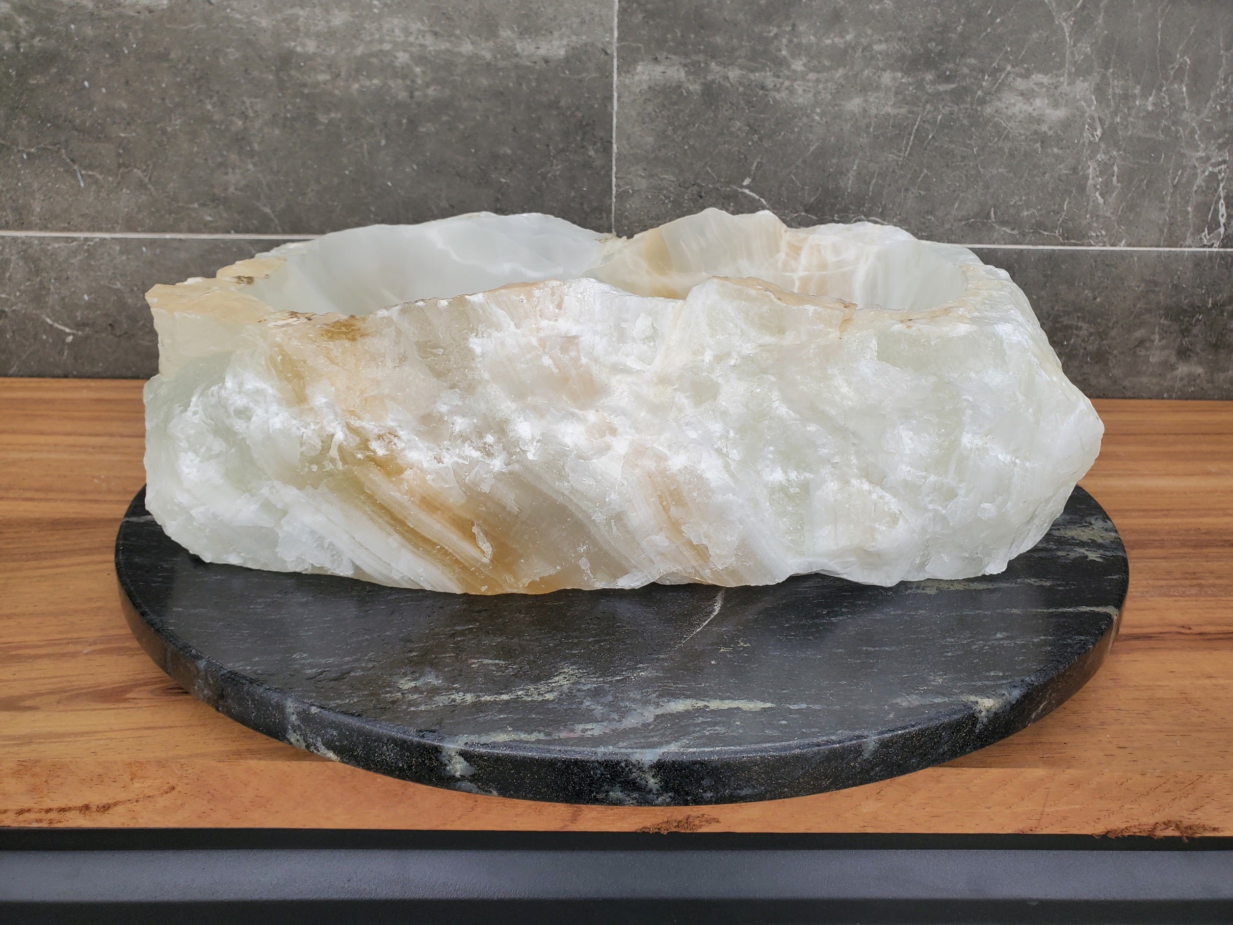 S31_48 Onyx Stone Vessel Bathroom Sink