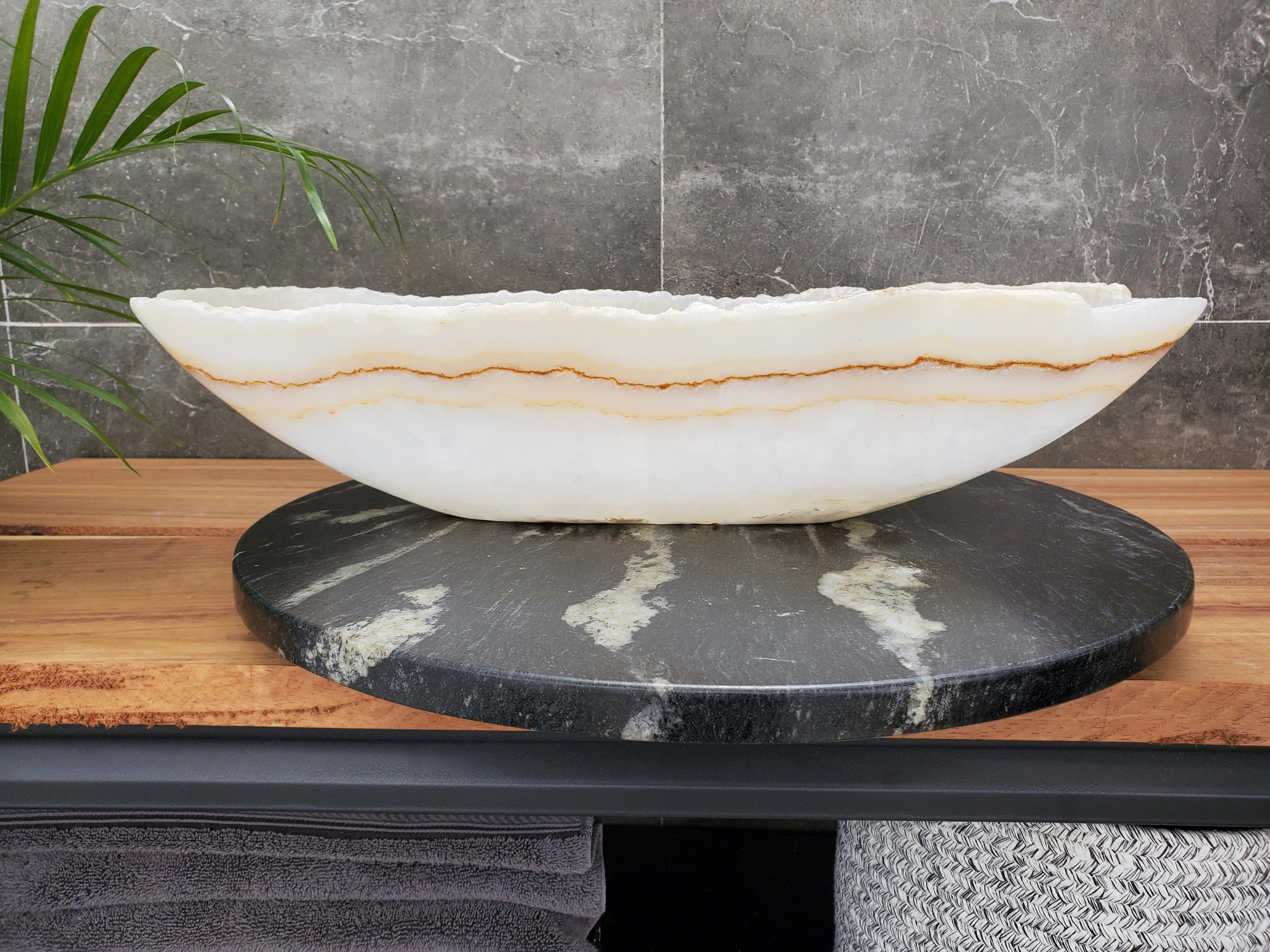 S31_39 Onyx Stone Vessel Bathroom Sink - 22 x 13.5 inch