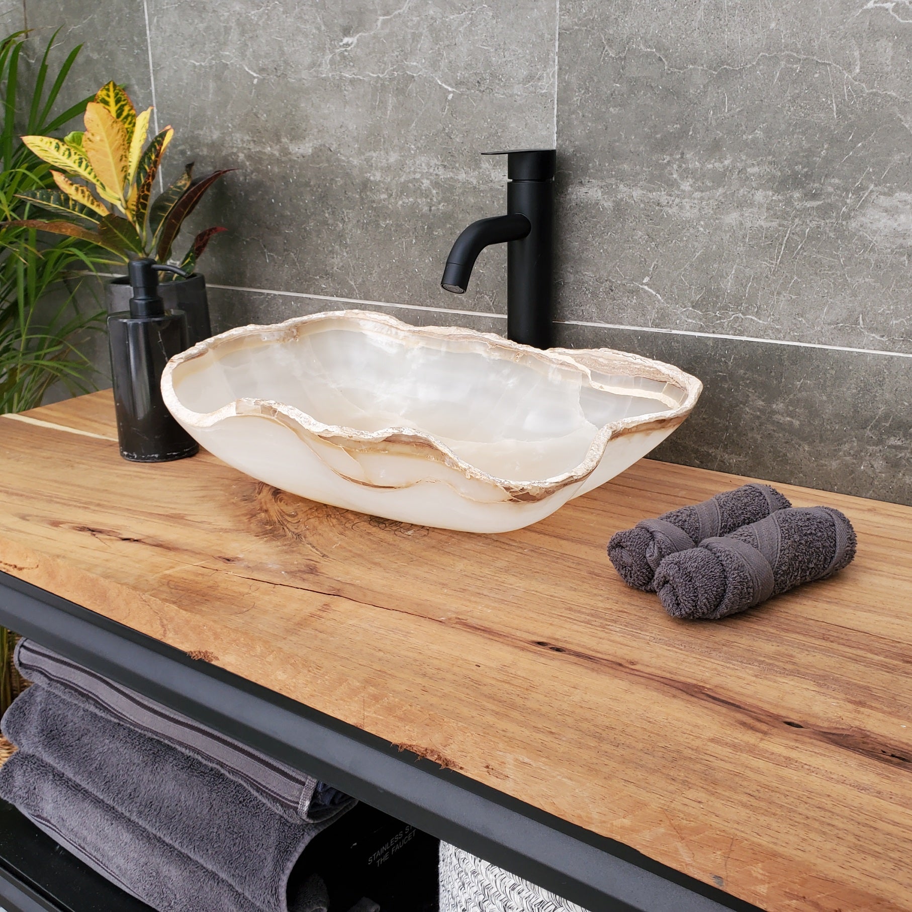S32_13 Onyx Stone Vessel Bathroom Sink - 17 x 12 inch