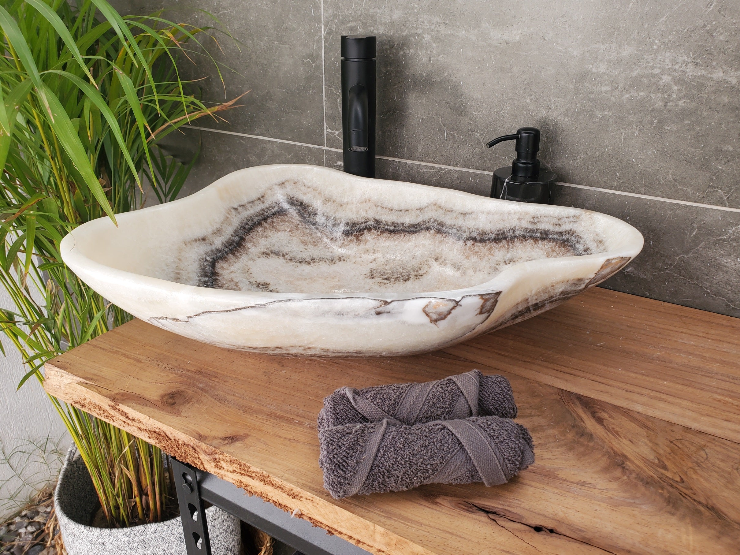 S32_23 Onyx Stone Vessel Bathroom Sink