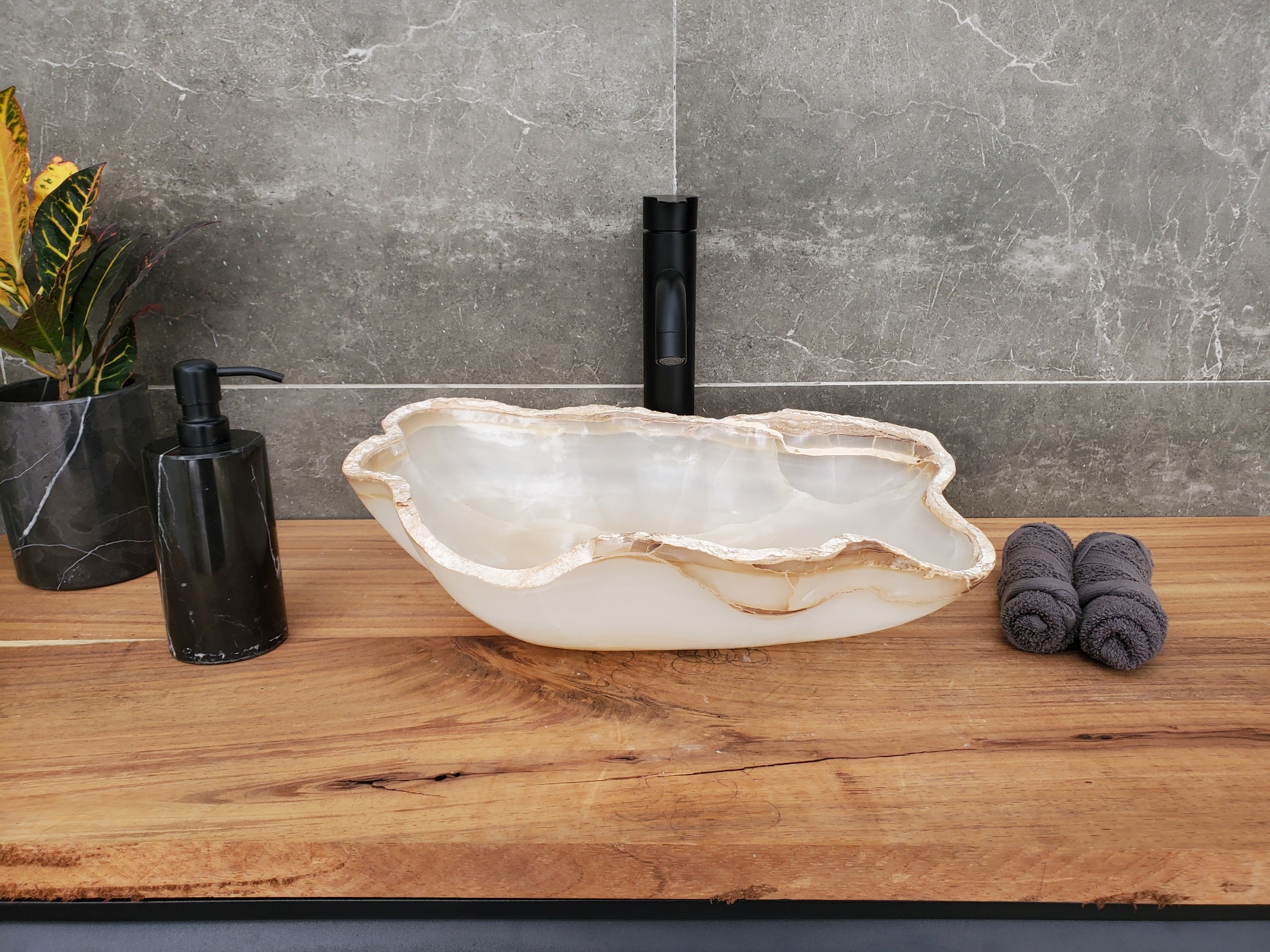 S32_13 Onyx Stone Vessel Bathroom Sink