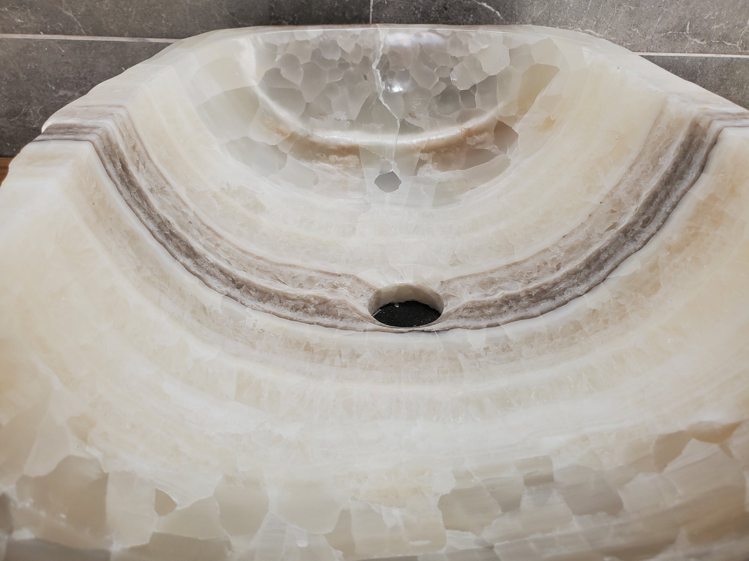 S33_09 Onyx Stone Vessel Sink - 19.5 x 13 inch