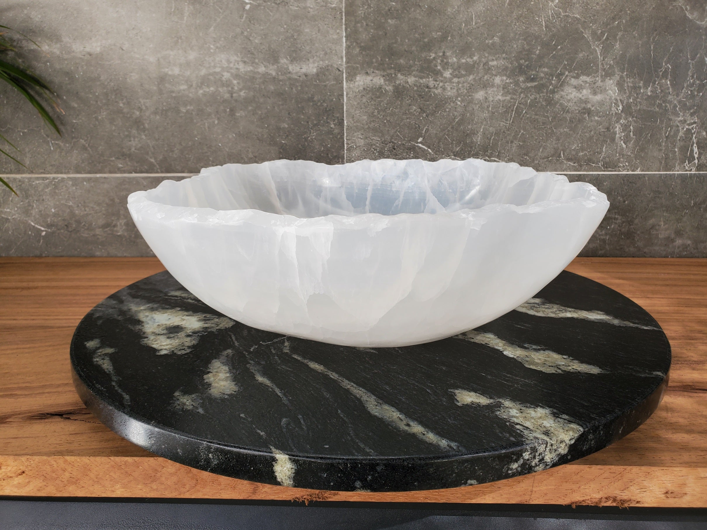 S33_47 White Onyx Bathroom Vessel Sink