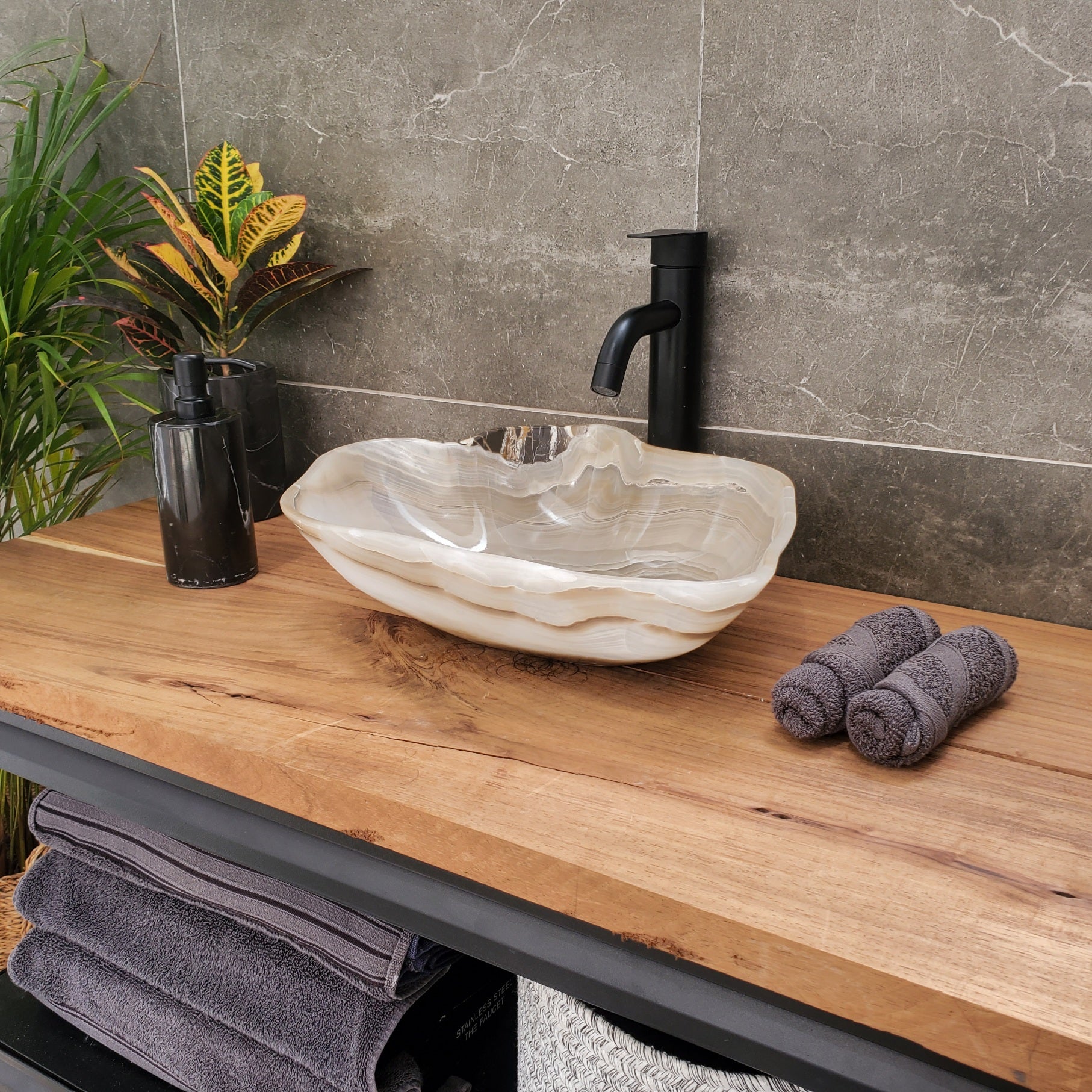 S32_17 Onyx Stone Vessel Bathroom Sink