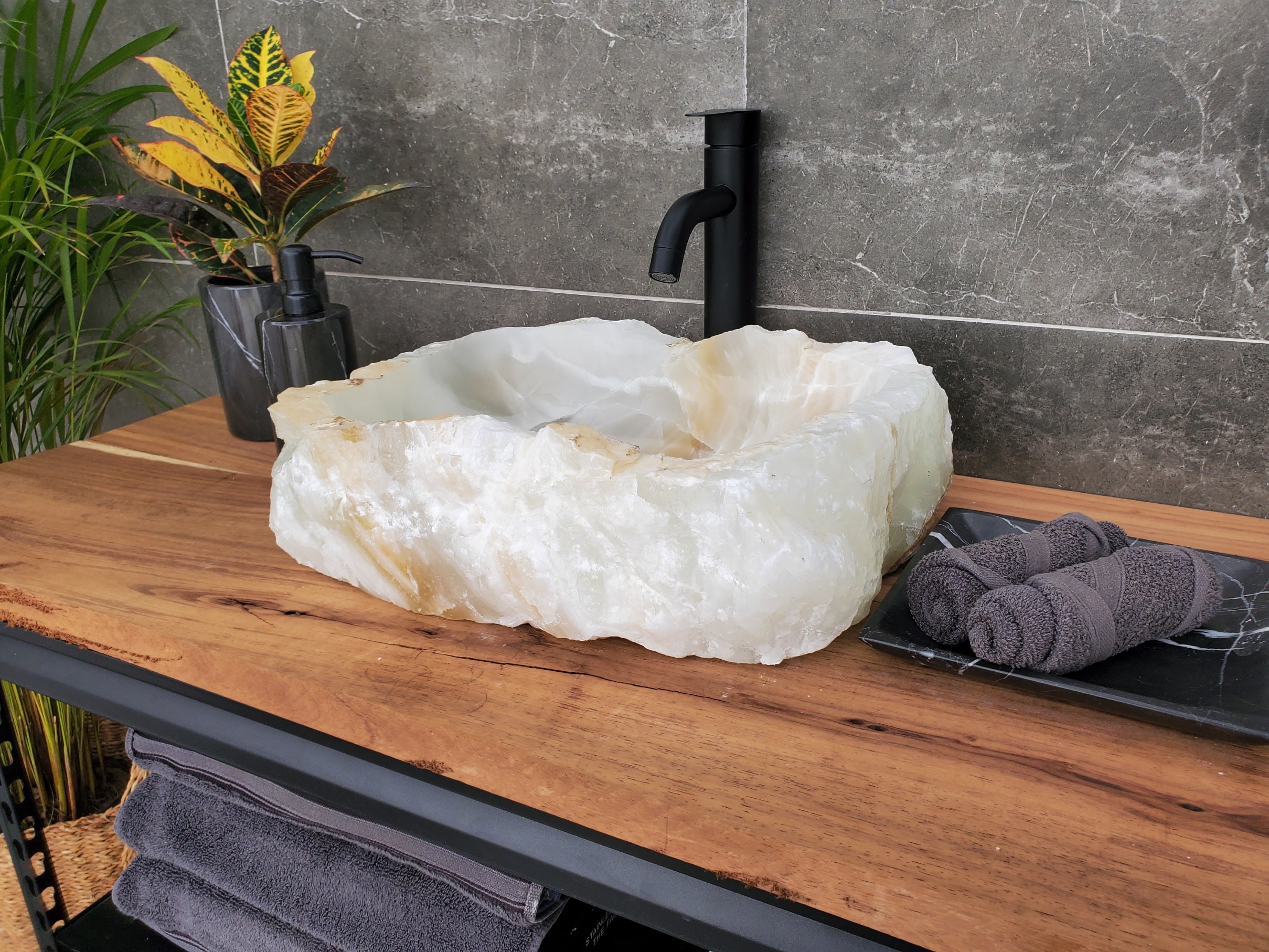 SET3168 Onyx Stone Master Bath Set of 2 (Two) Vessel Sinks