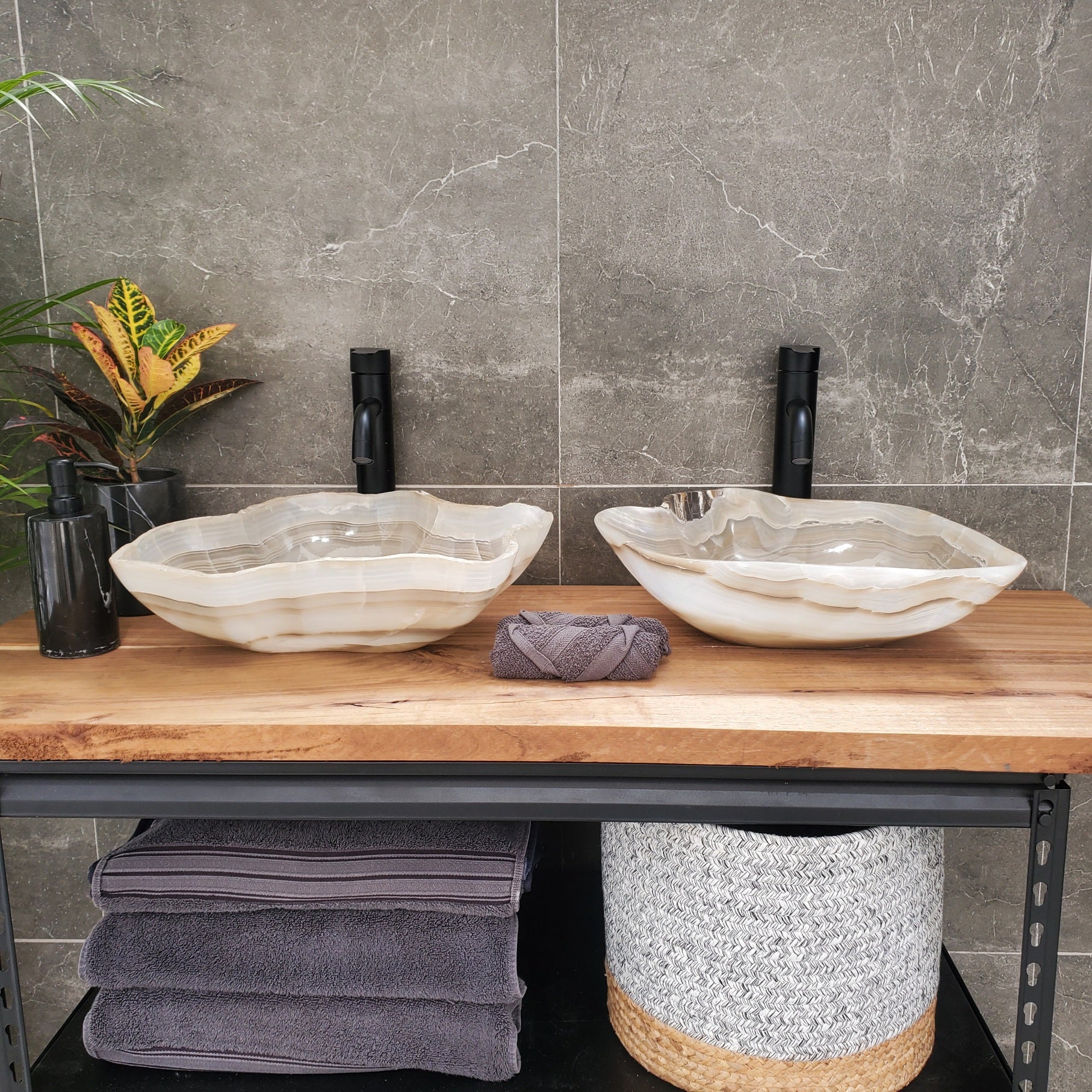 SET3203 Onyx Stone Master Bath Set of 2 (Two) Vessel Sinks