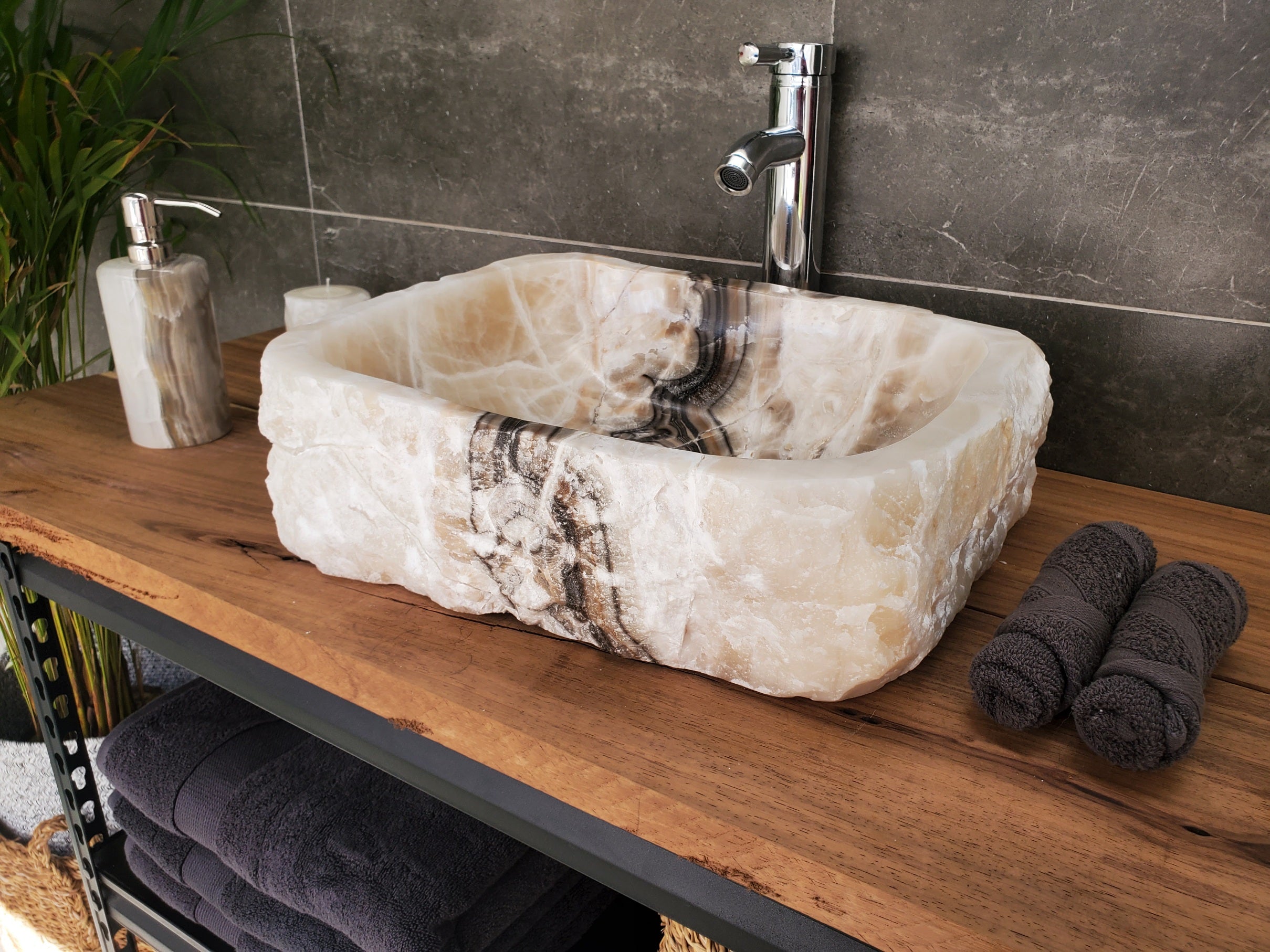 S33_08 Onyx Stone Vessel Bathroom Sink - 17 x 13.5 inch