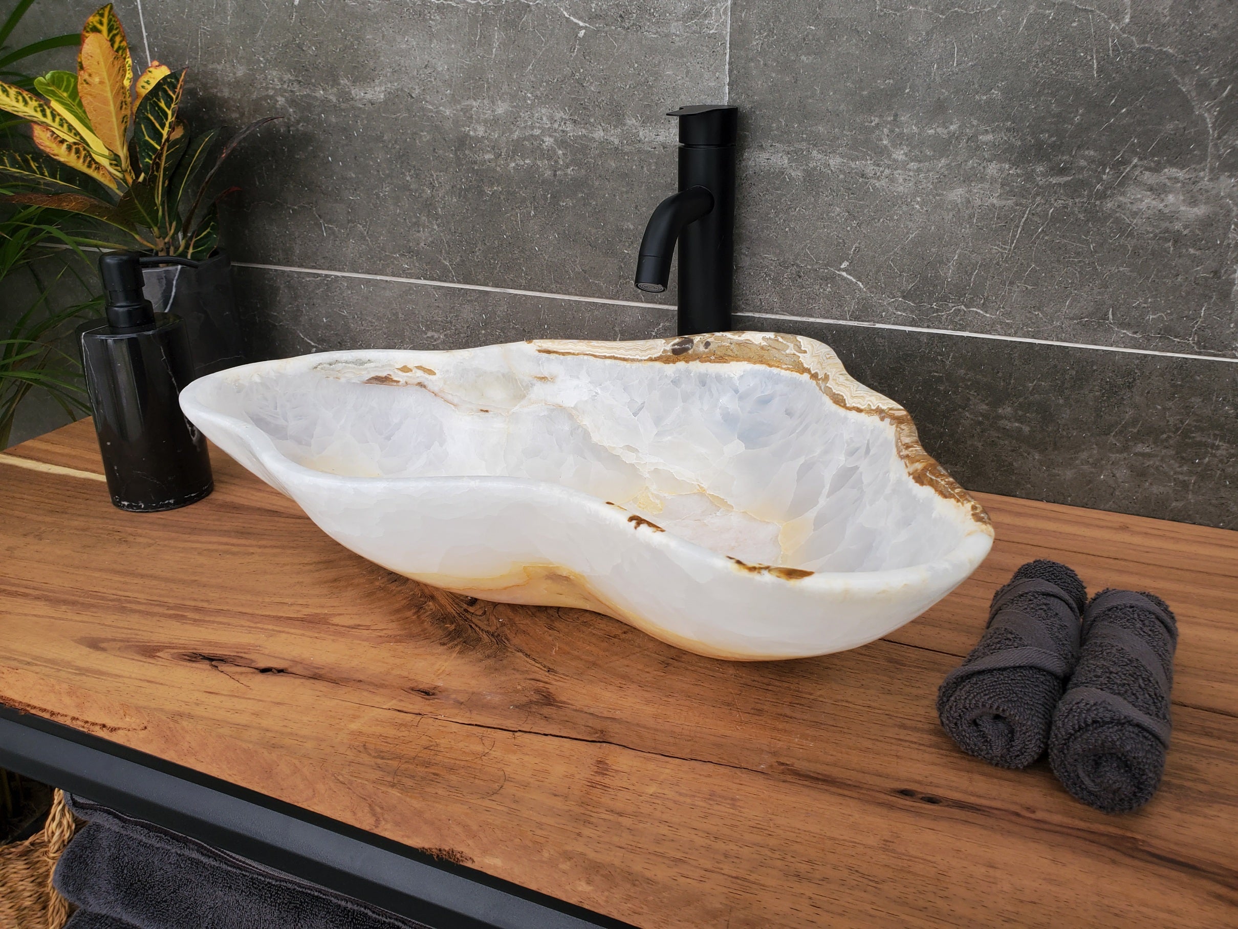 S32_10 Onyx Stone Vessel Bathroom Sink - 20 x 12.5 inch