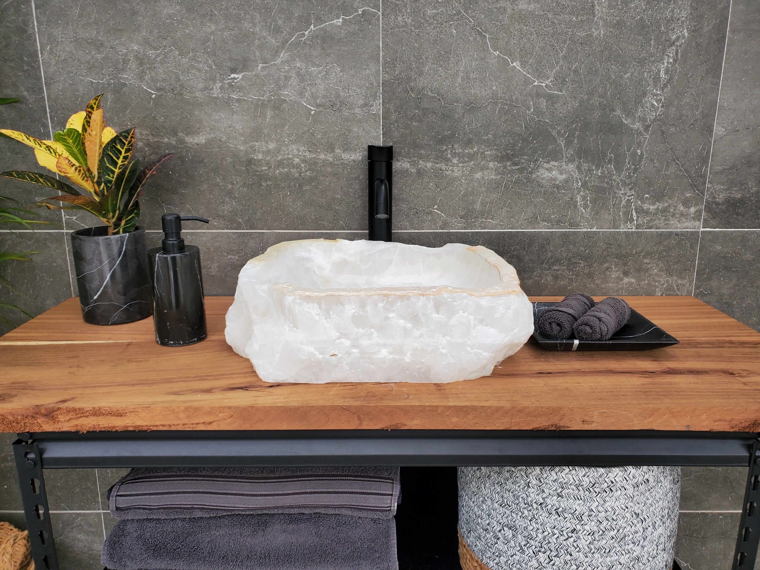 S31_45 Onyx Stone Vessel Bathroom Sink - 15.5 x 13.5 Inch