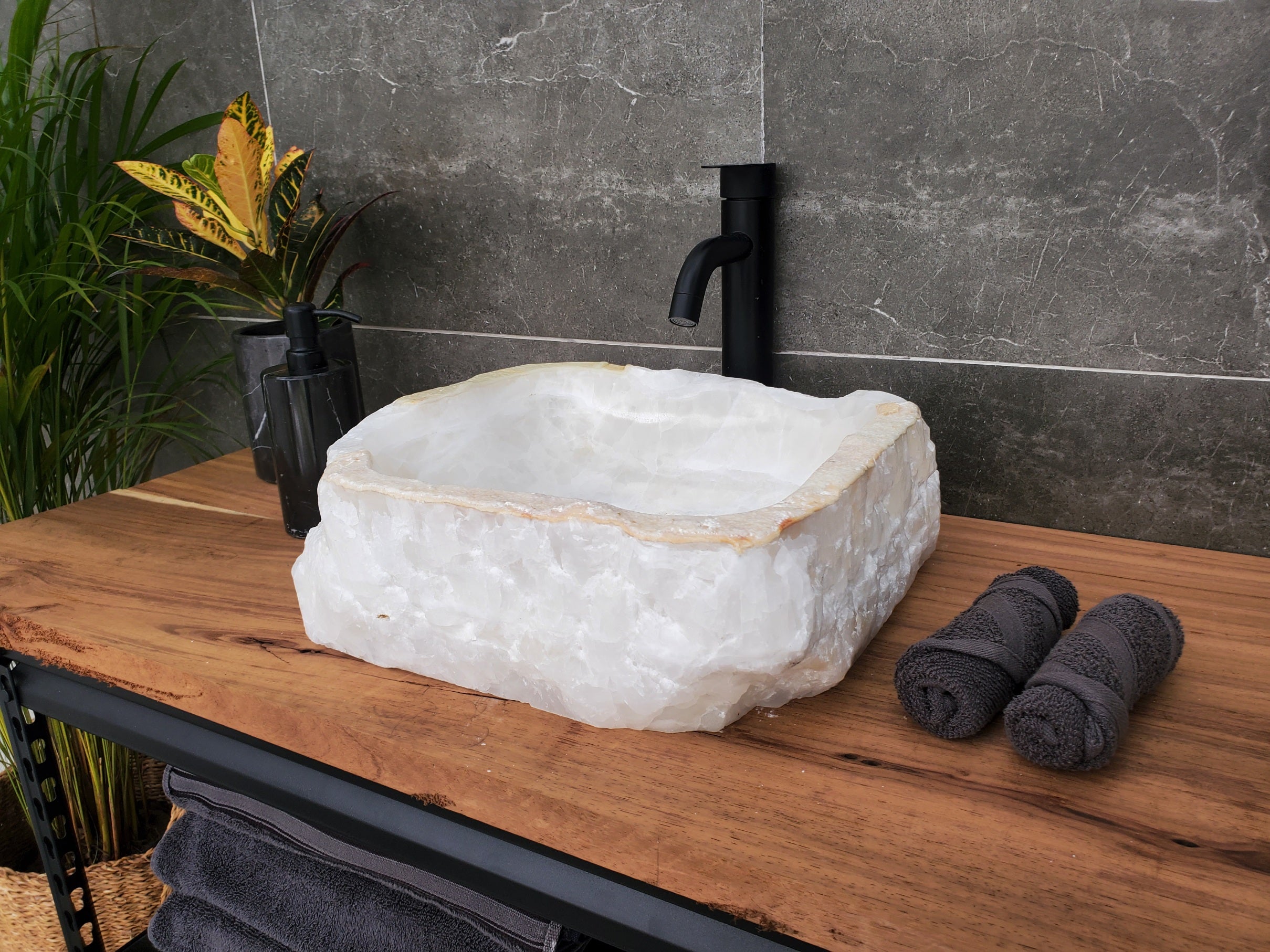 S31_45 Onyx Stone Vessel Bathroom Sink - 15.5 x 13.5 Inch