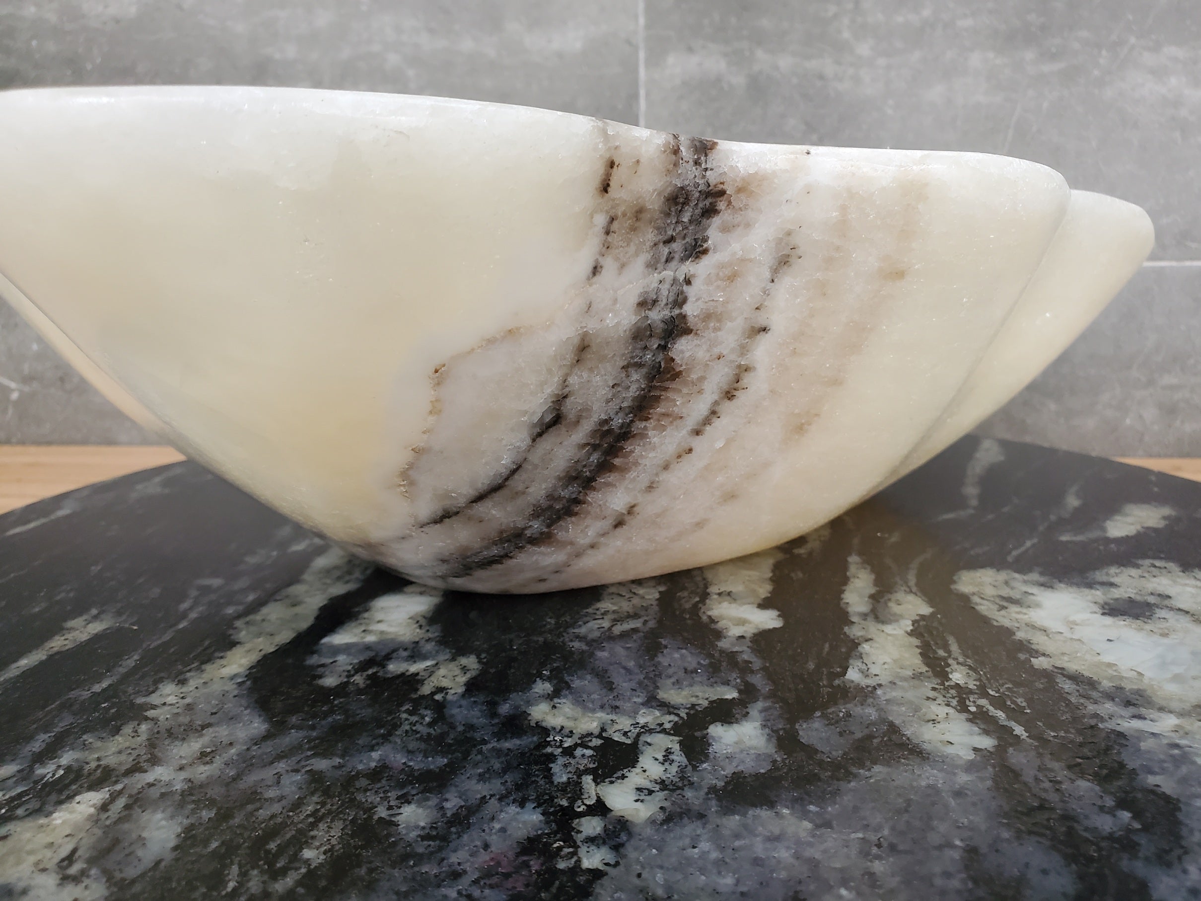 S32_05 Onyx Stone Vessel Bathroom Sink - 16.5 x 11 inch