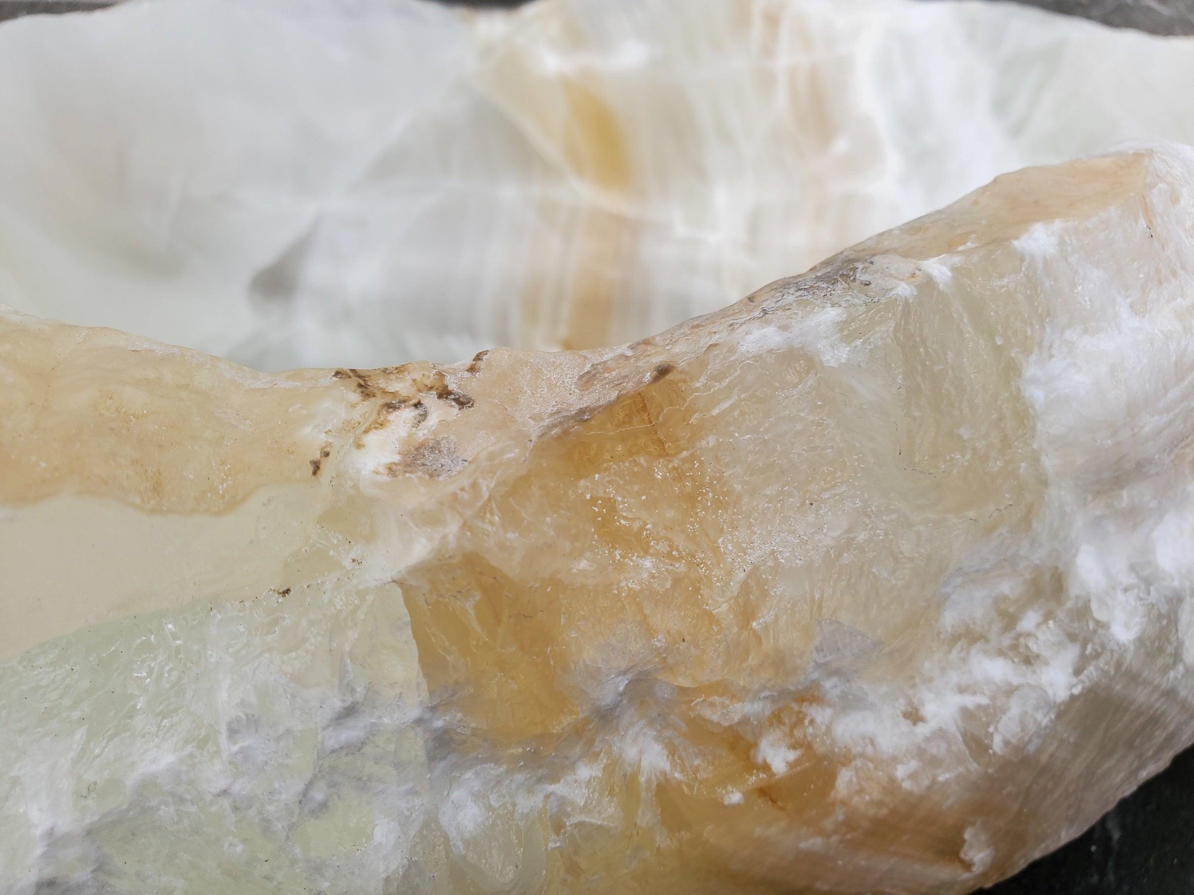 S31_48 Onyx Stone Vessel Bathroom Sink