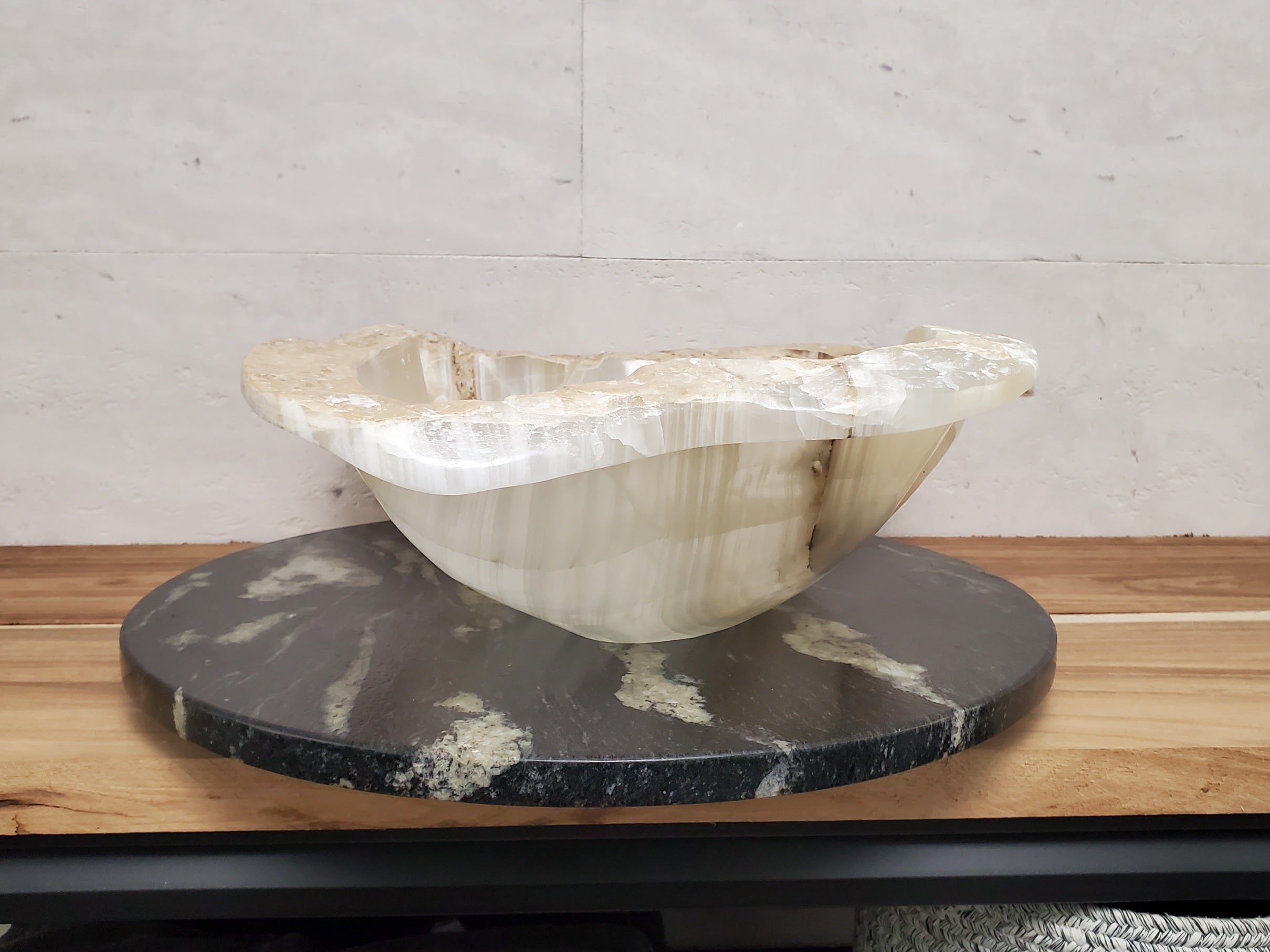 S28_02 Onyx Stone Bathroom Vessel Sink