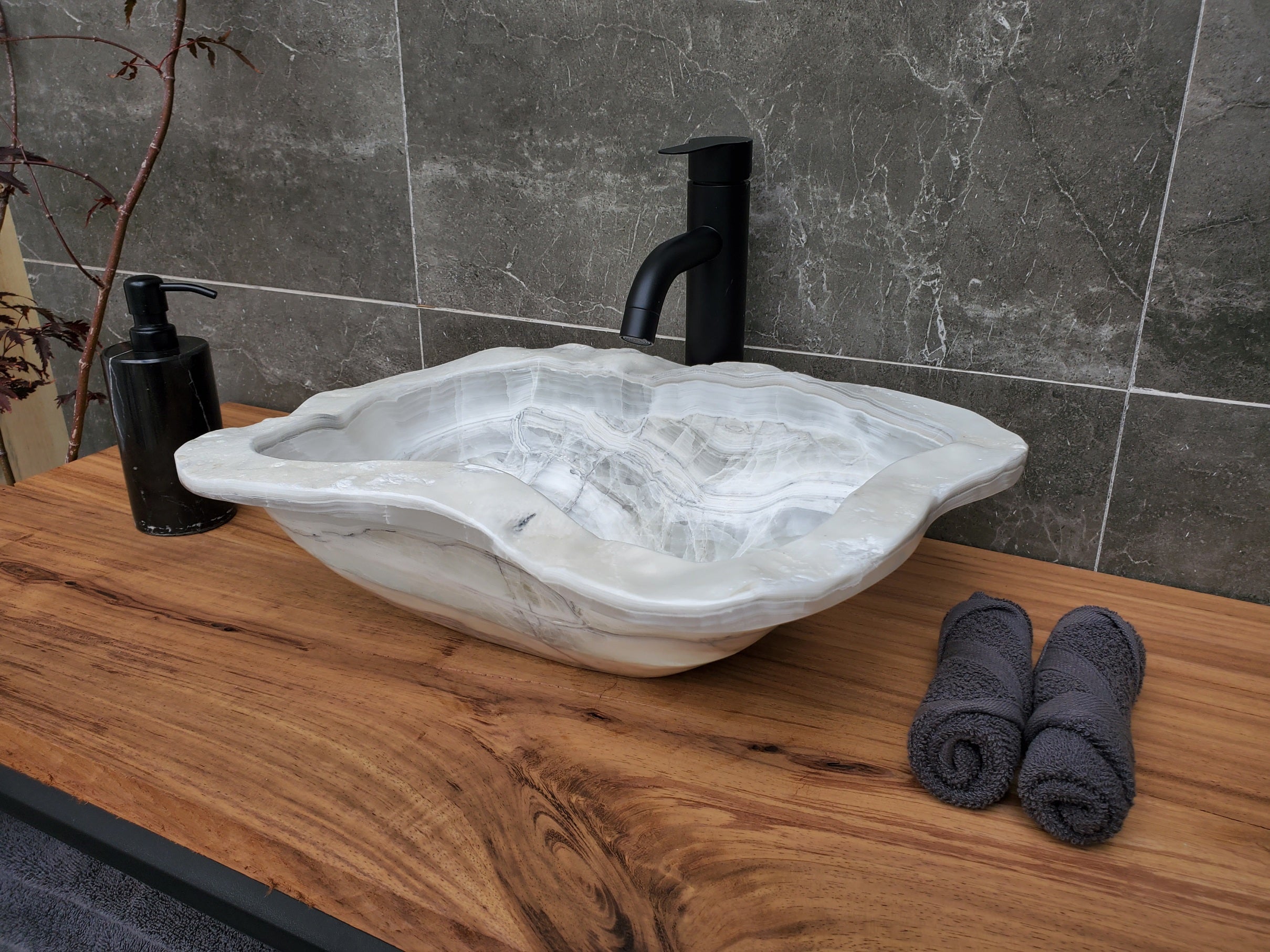 S30_12 Onyx Stone Vessel Bathroom Sink
