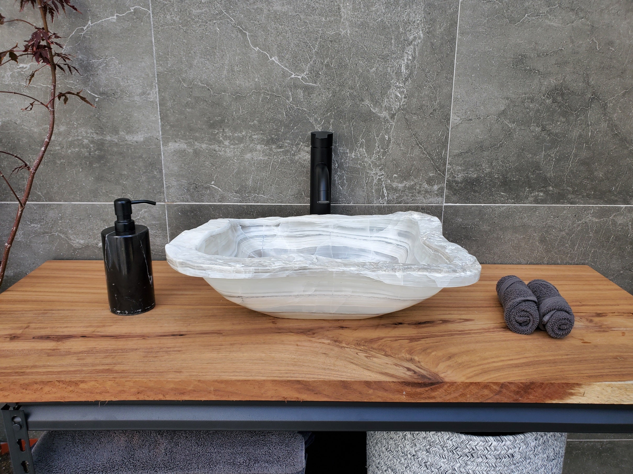 S30_11 Onyx Stone Vessel Bathroom Sink