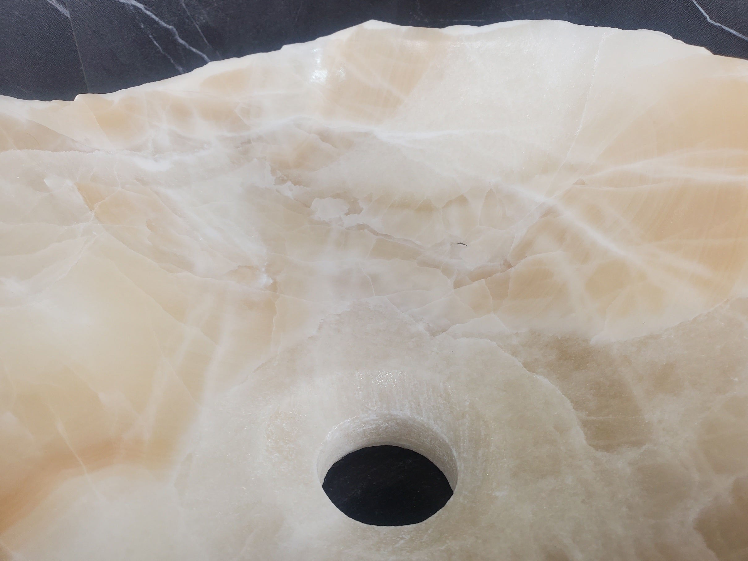 S25_07 White Onyx Stone Vessel Sink