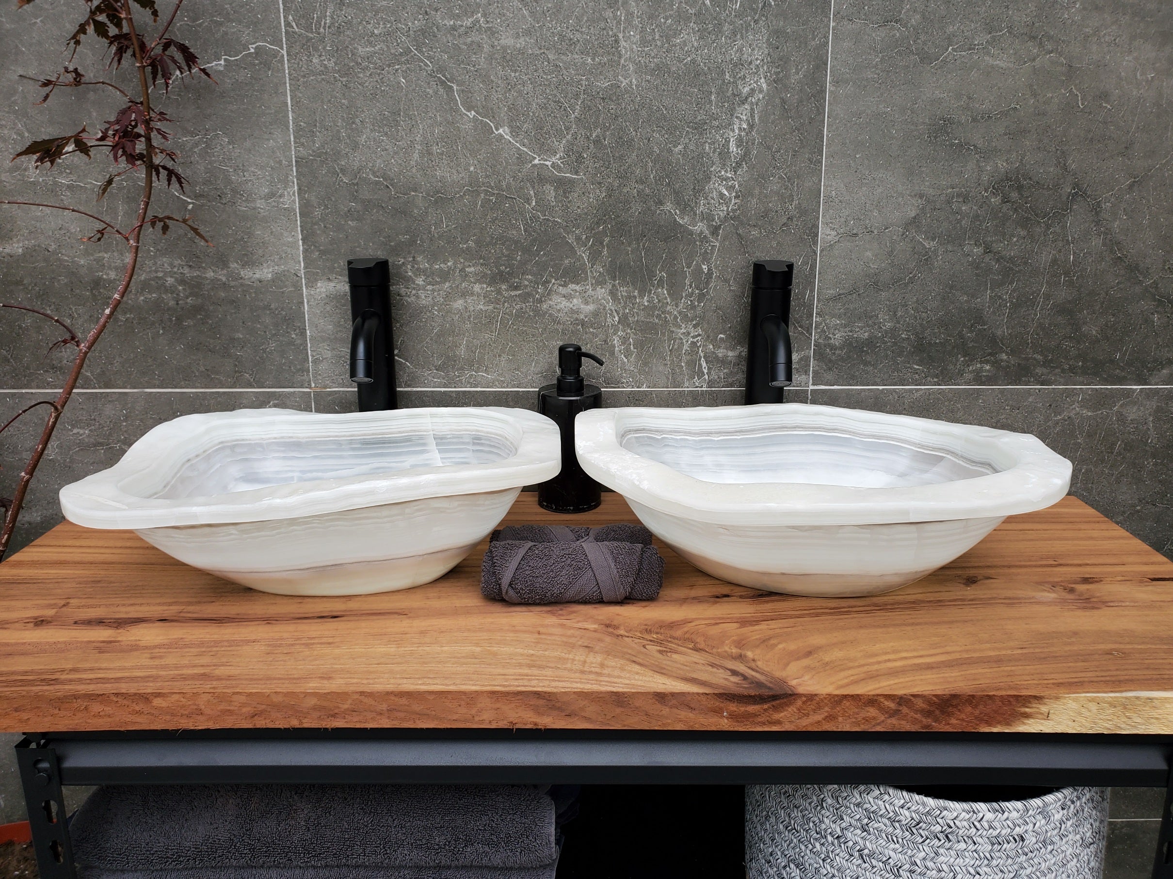 SET1056 Onyx Stone Master Bath Set of 2 (Two) Vessel Sinks